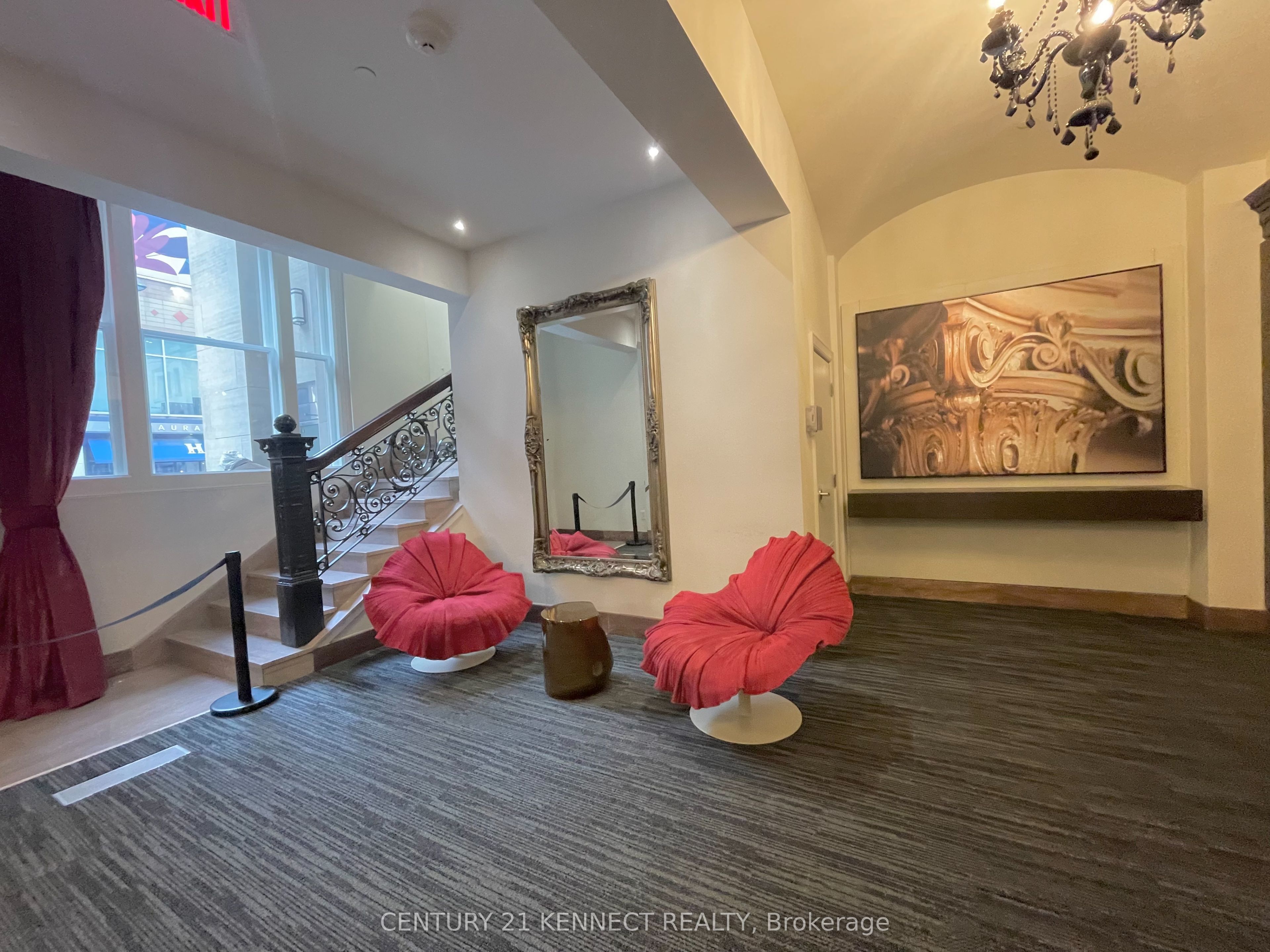 #3310 - 197 Yonge Street Property Photo 4