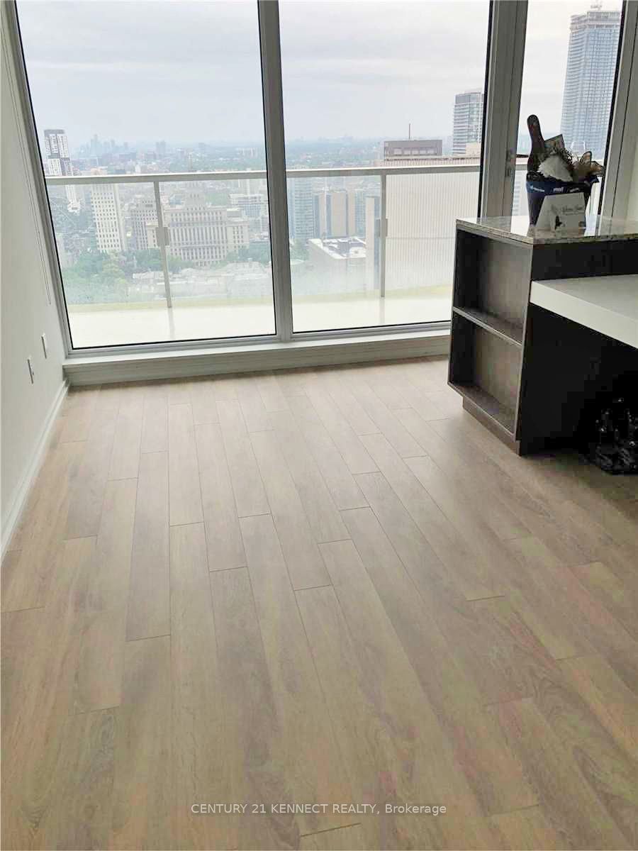 #3310 - 197 Yonge Street Property Photo 11