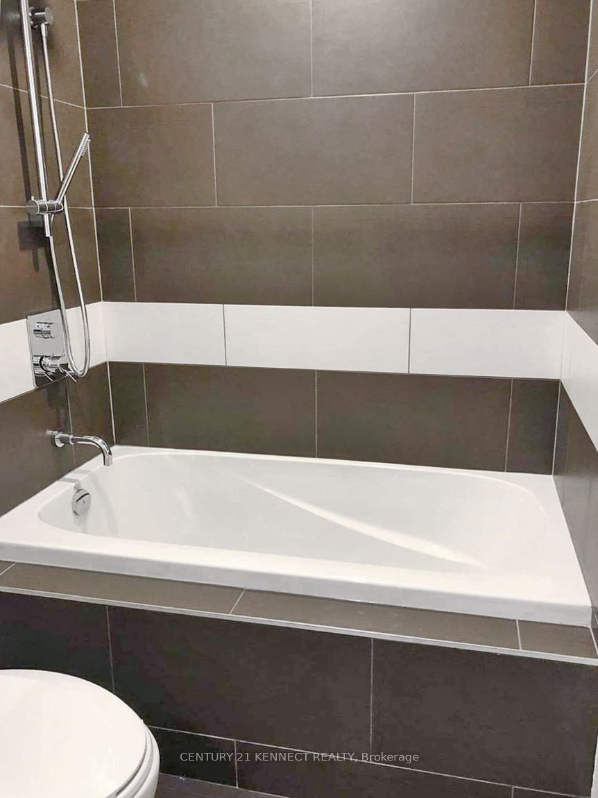 #3310 - 197 Yonge Street Property Photo 13