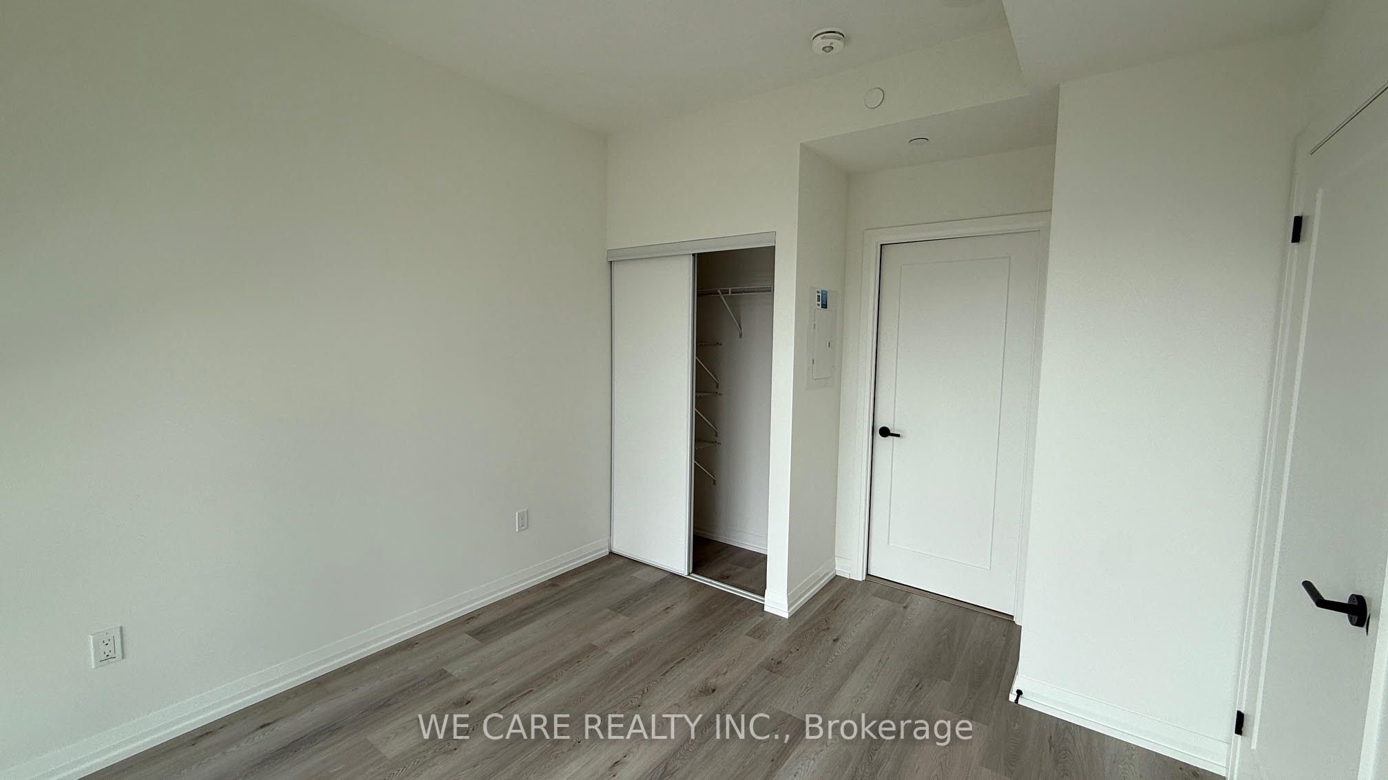 #1208 - 280 Dundas Street Property Photo 6