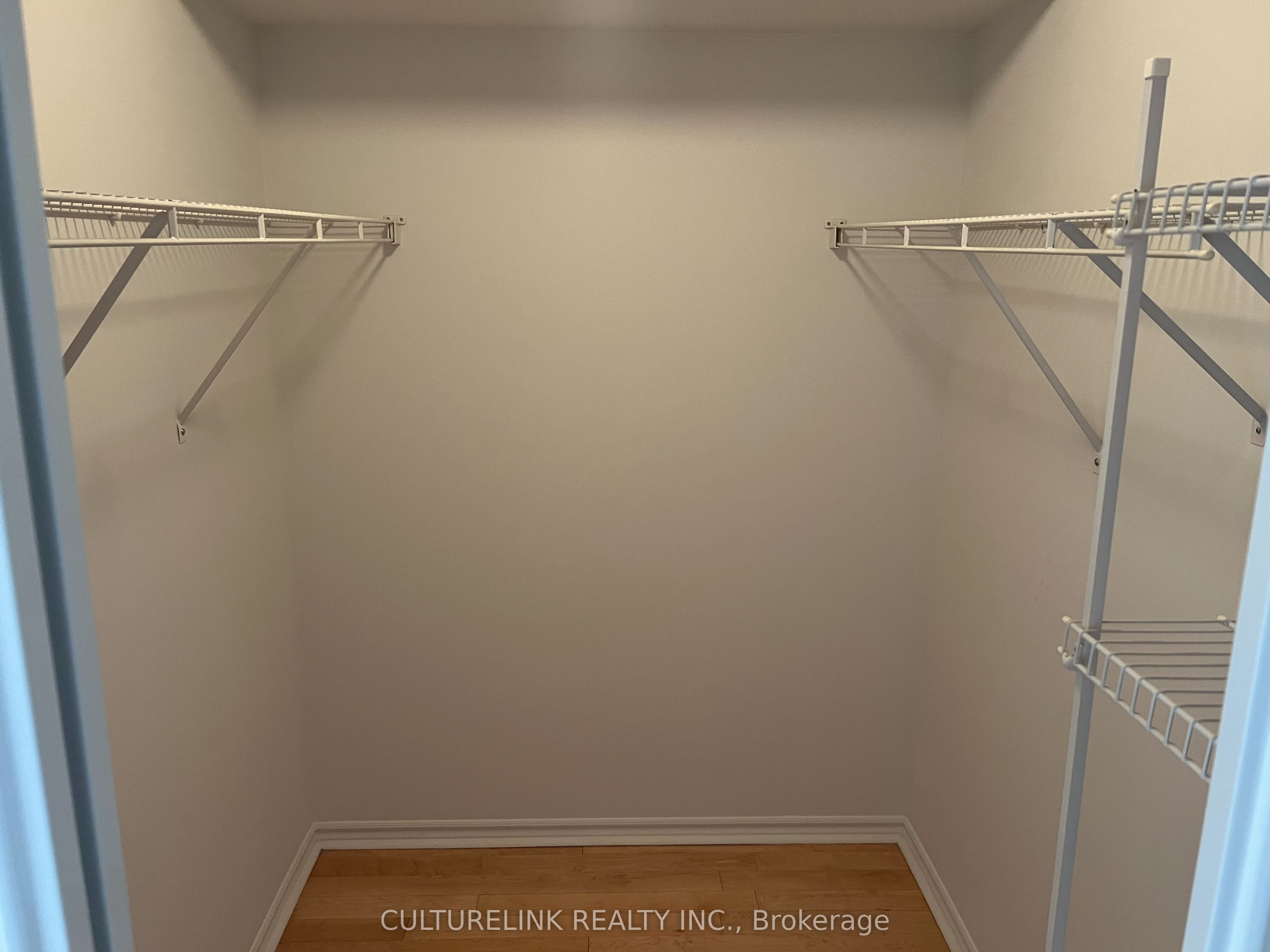 #2116 - 18 Sommerset Way Property Photo 17