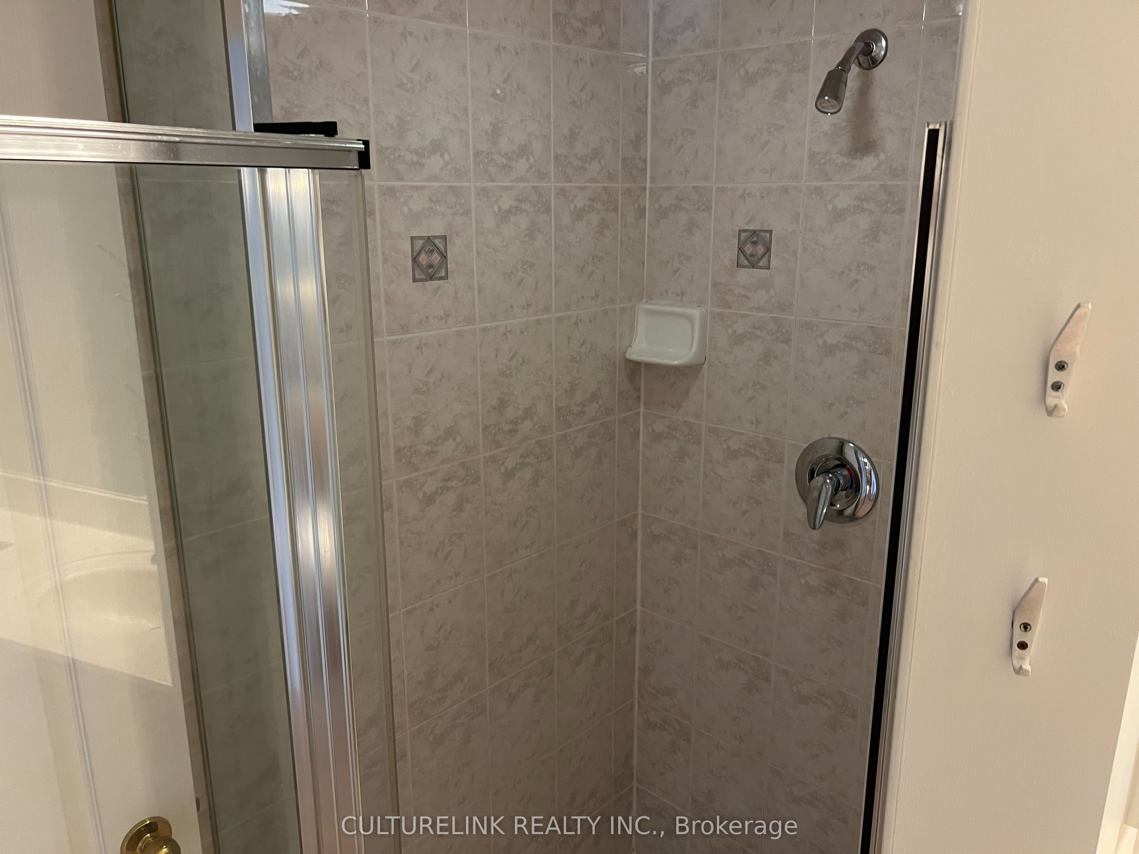 #2116 - 18 Sommerset Way Property Photo 18