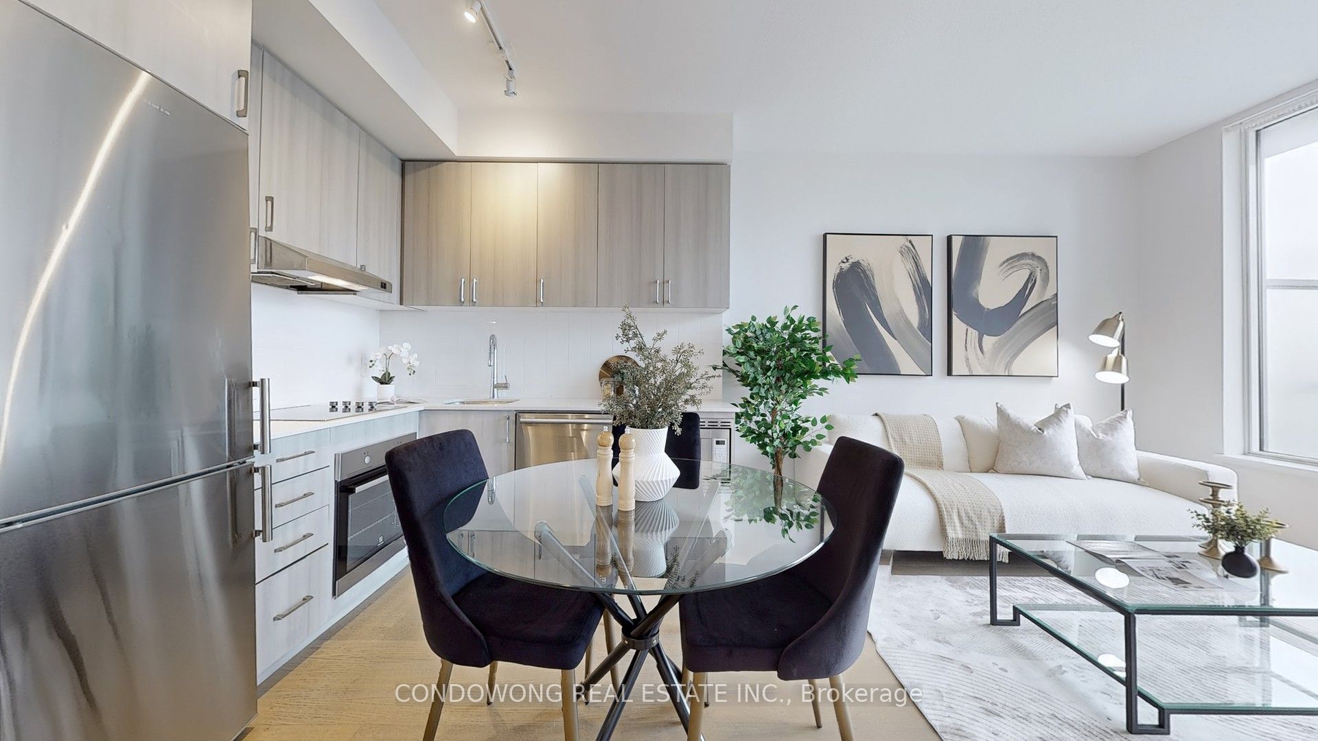 #904 - 7 Kenaston Gardens Property Photo 6