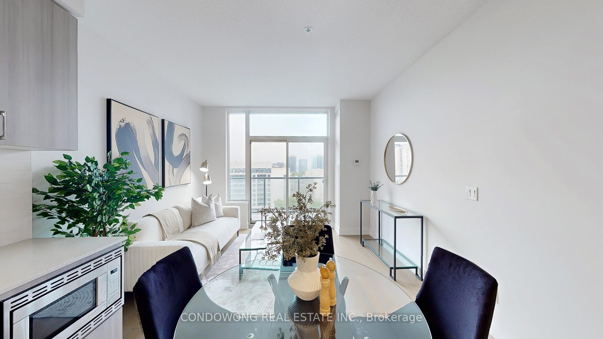 #904 - 7 Kenaston Gardens Property Photo 7