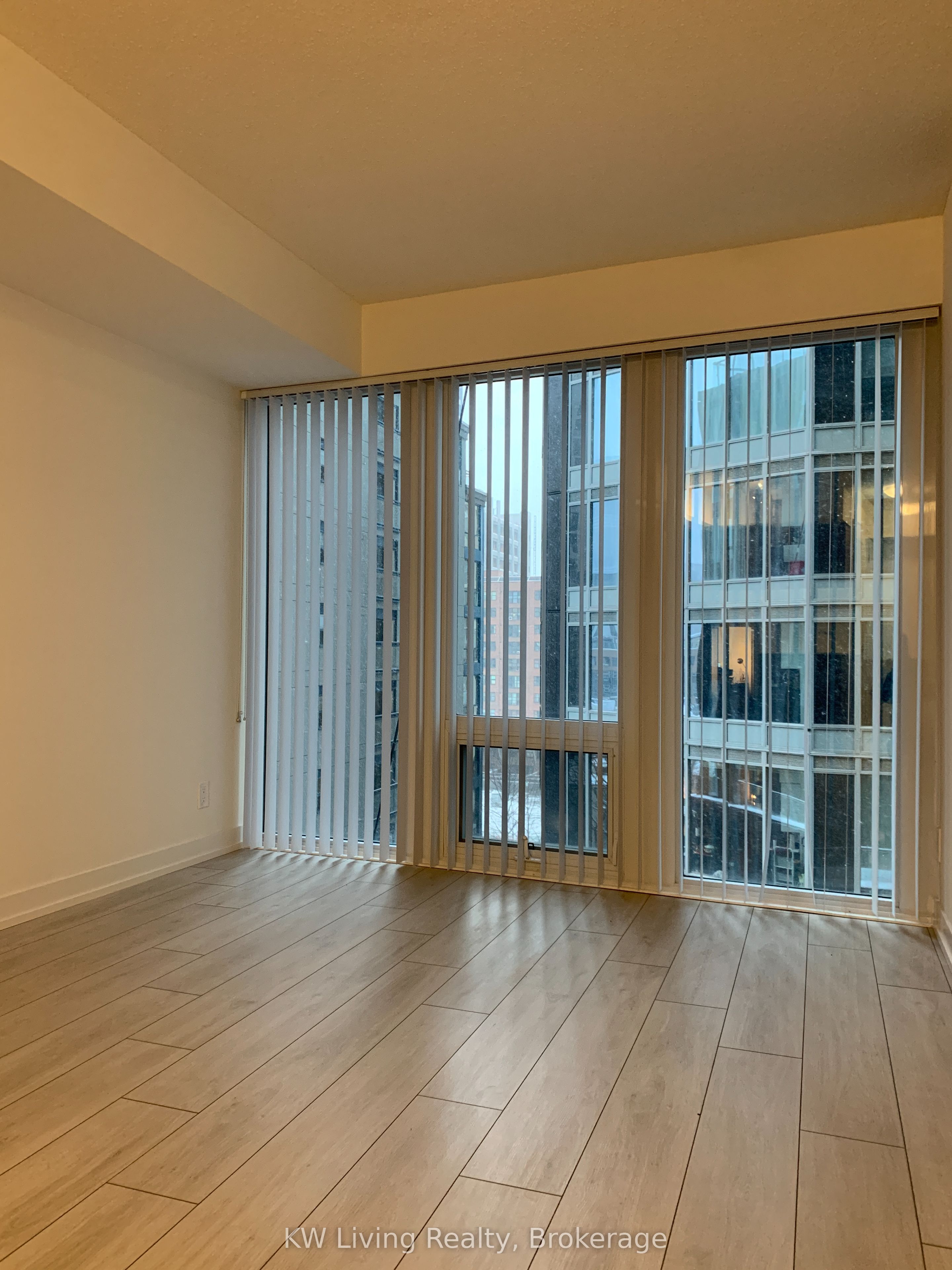 #701 - 60 Shuter Street Property Photo 2