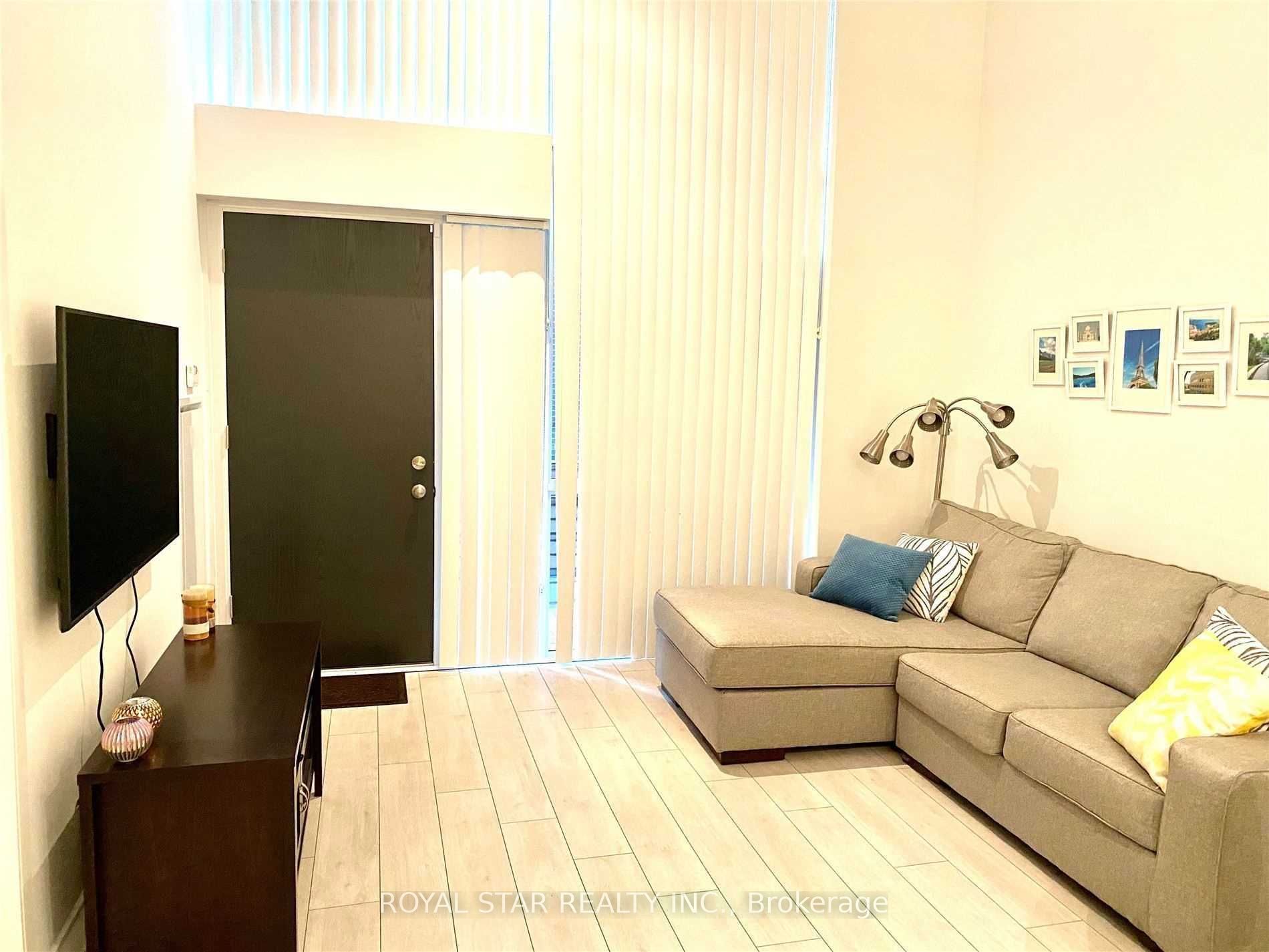 #104 - 525 Adelaide Street Property Photo 7