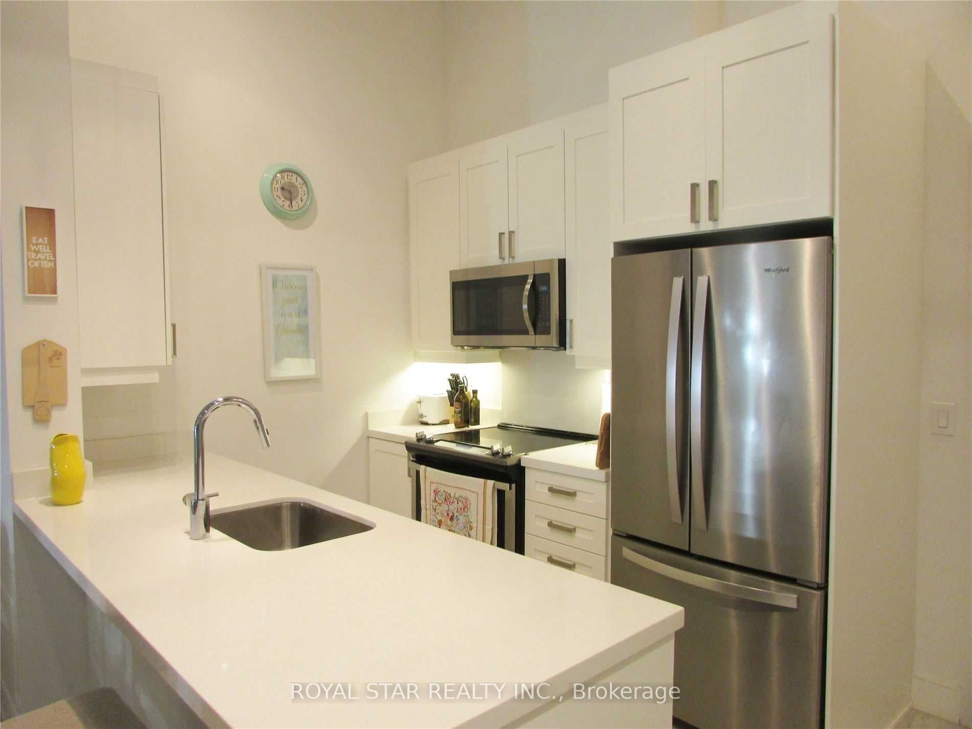 #104 - 525 Adelaide Street Property Photo 9