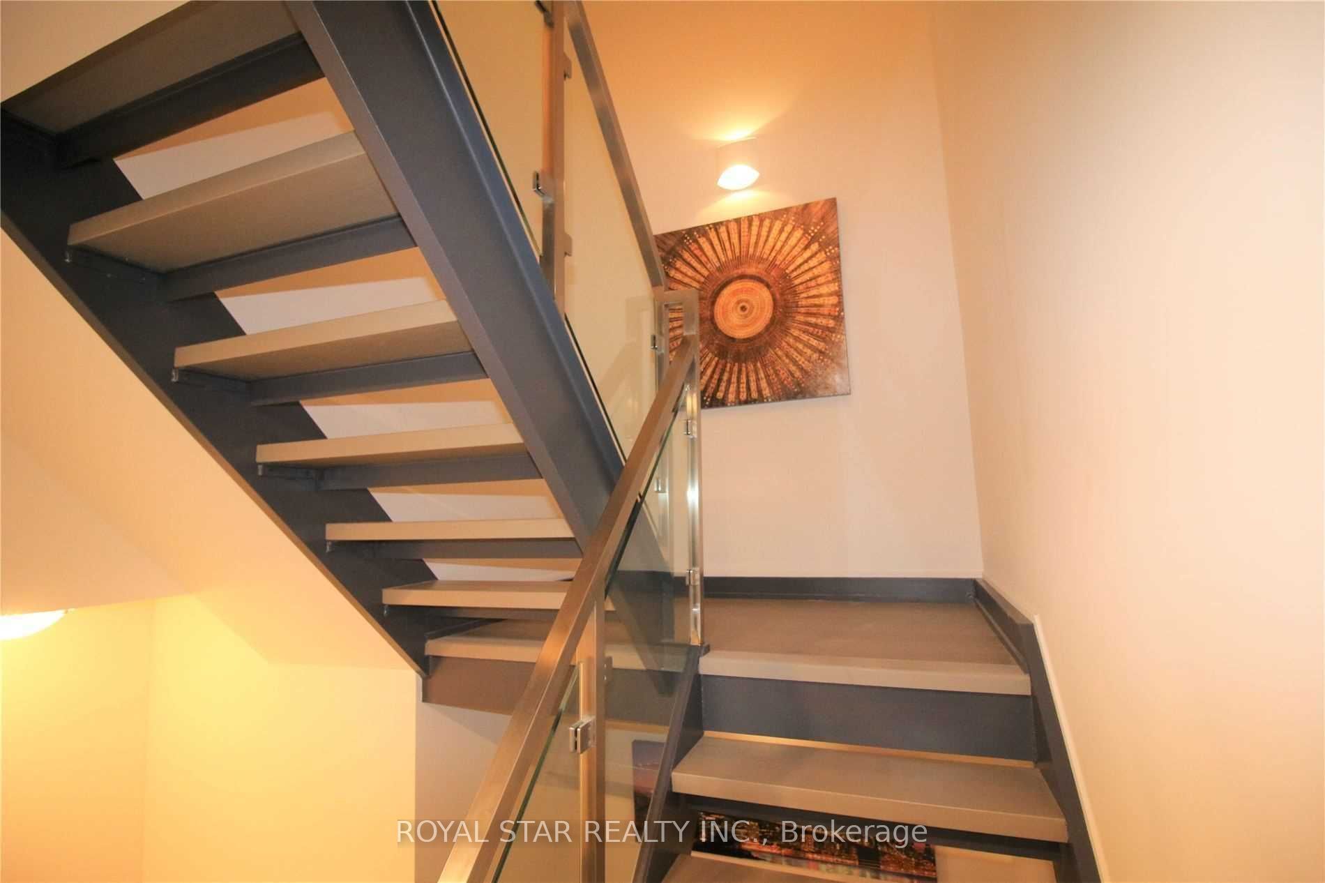 #104 - 525 Adelaide Street Property Photo 13