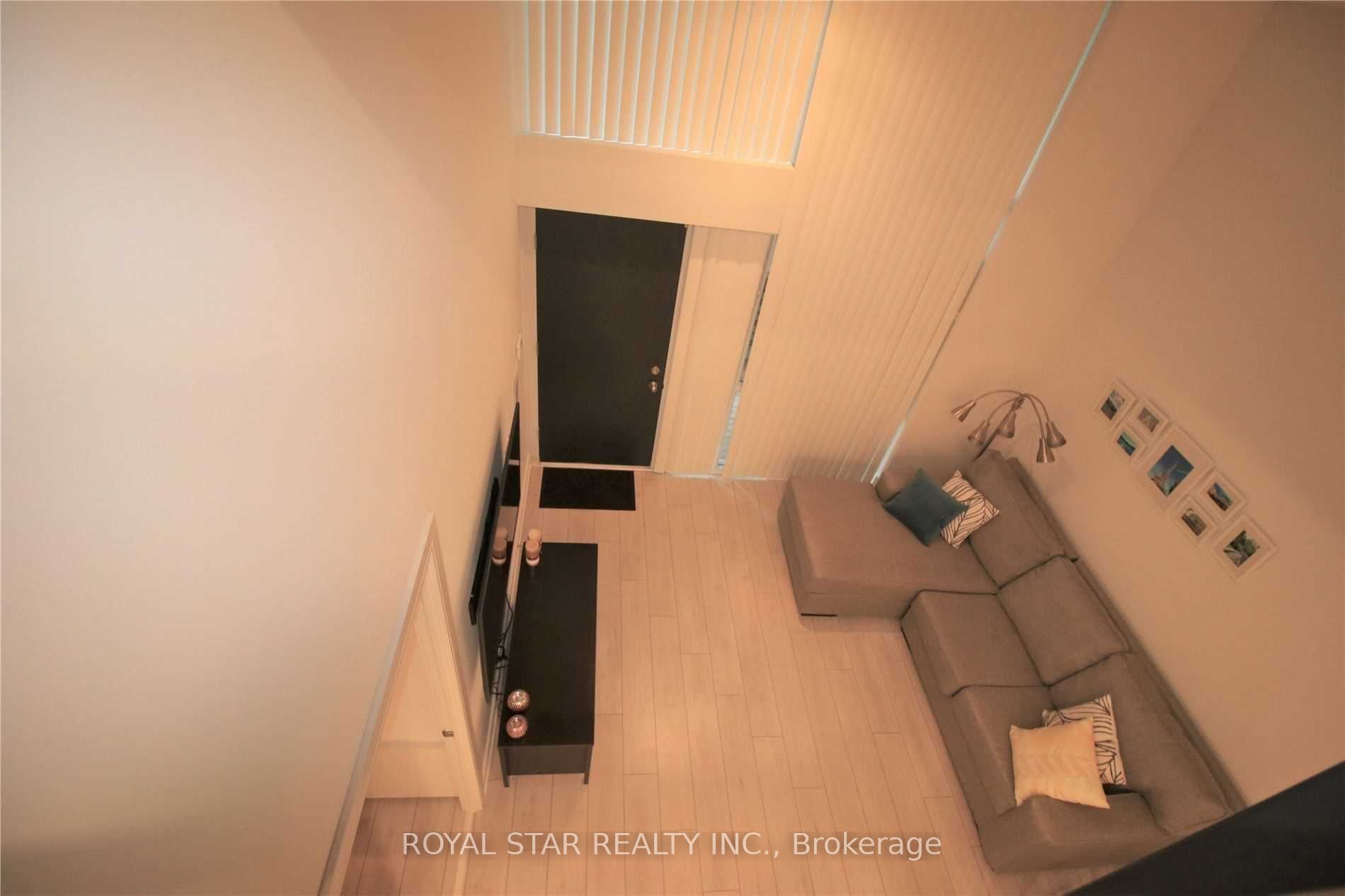 #104 - 525 Adelaide Street Property Photo 15