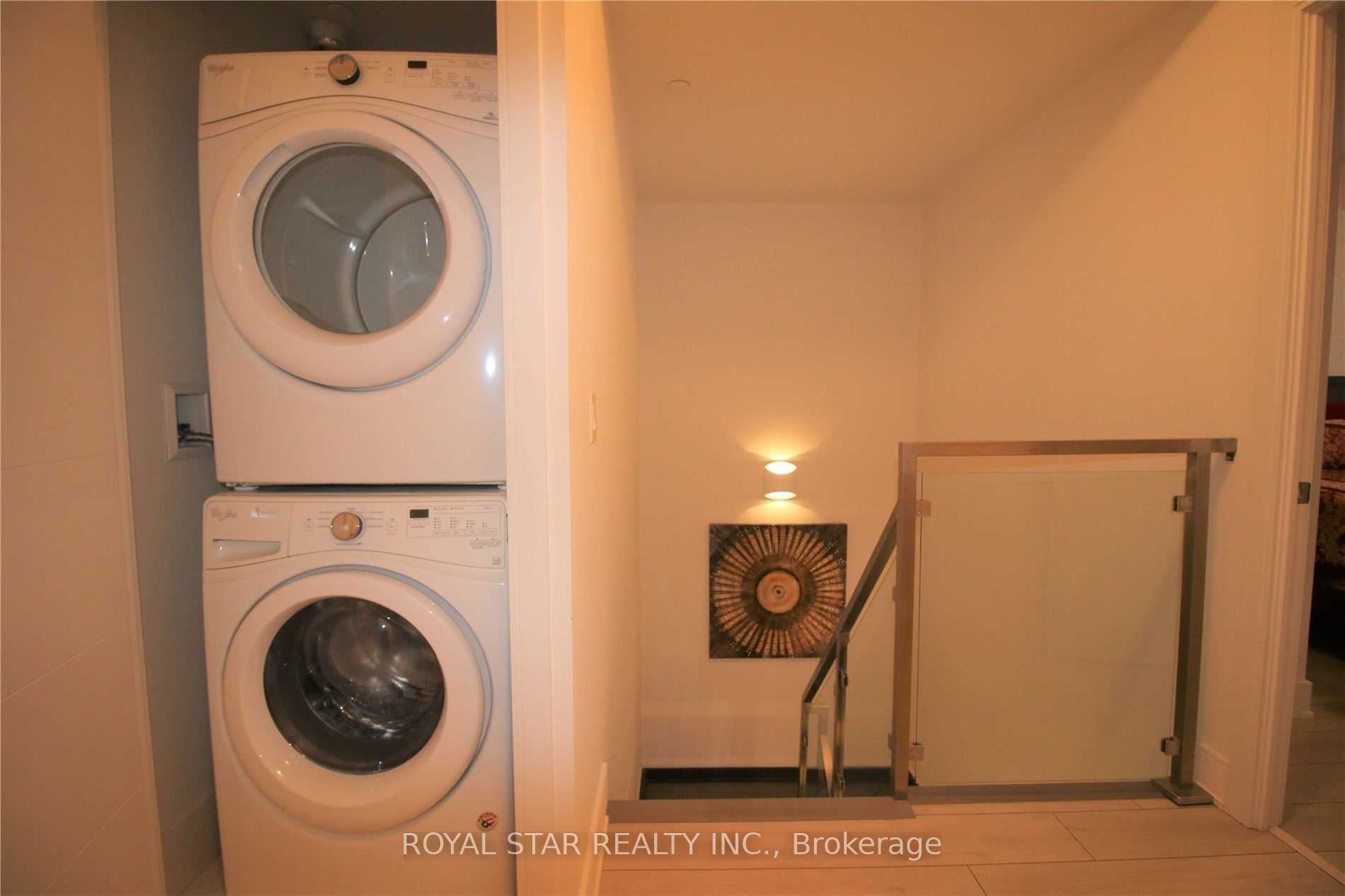 #104 - 525 Adelaide Street Property Photo 17