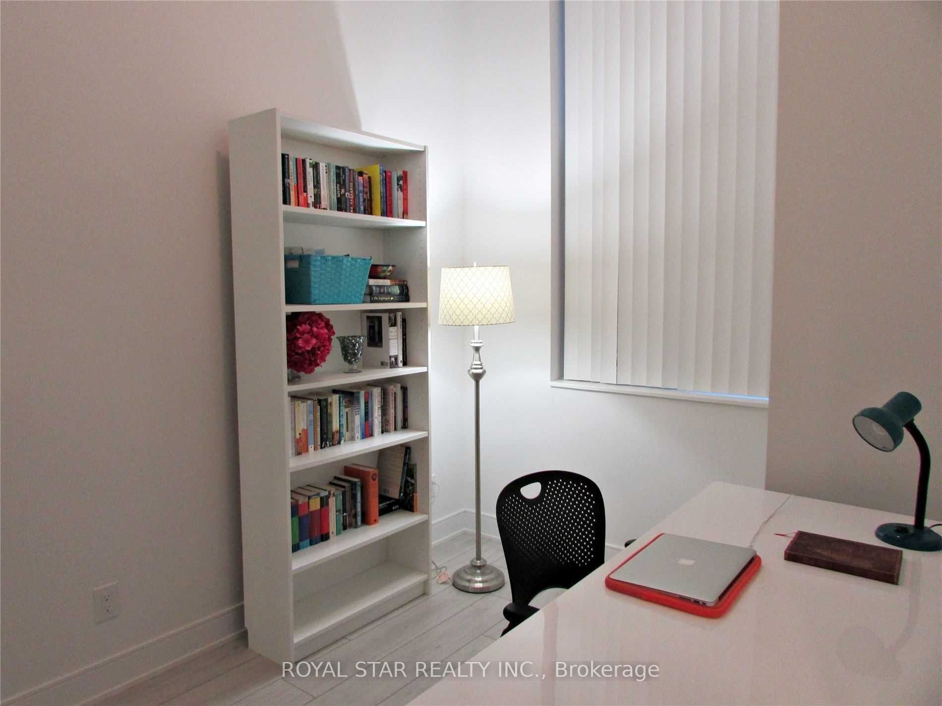 #104 - 525 Adelaide Street Property Photo 21