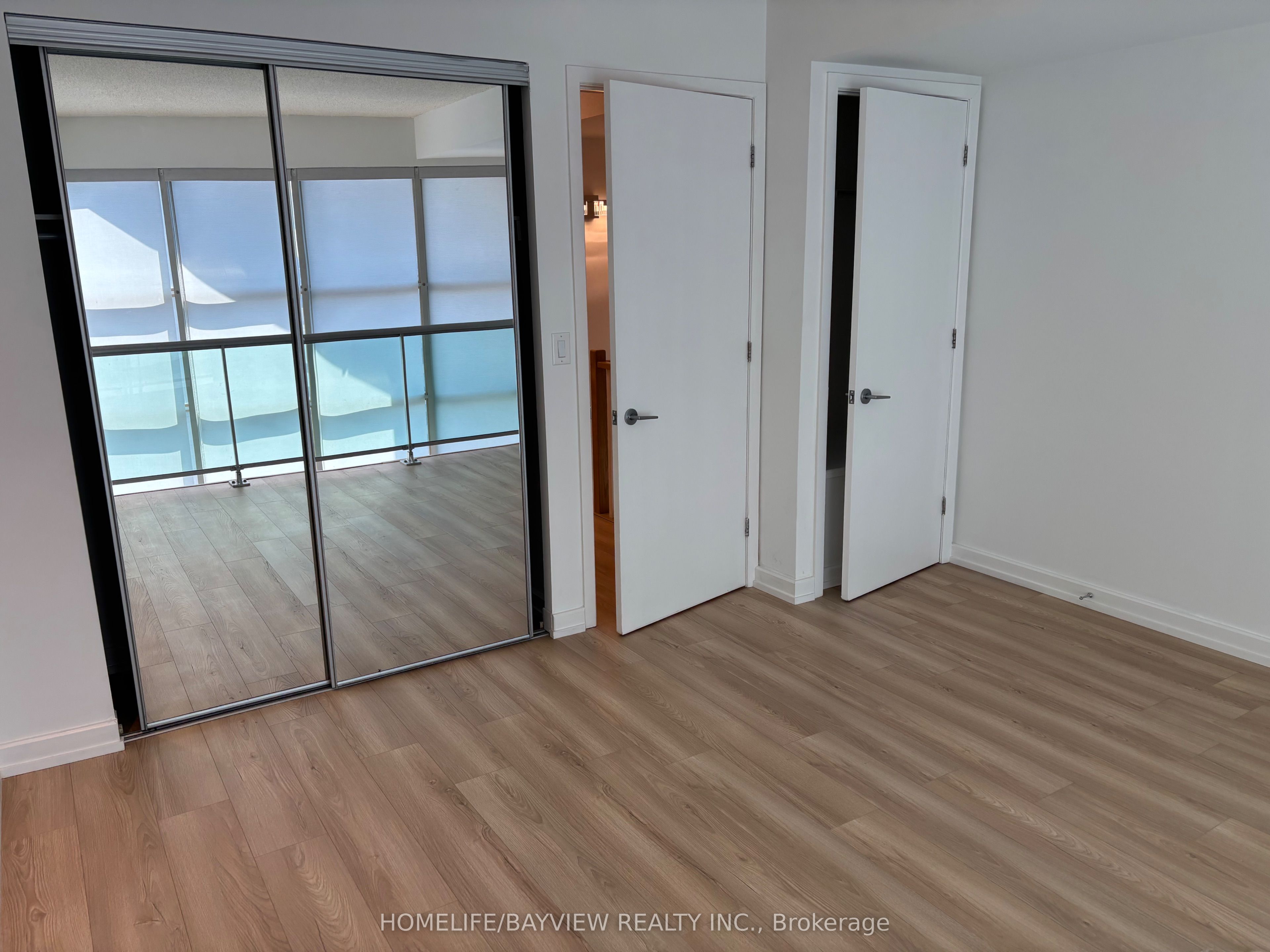 #1114 - 36 Blue Jays Way Property Photo 8
