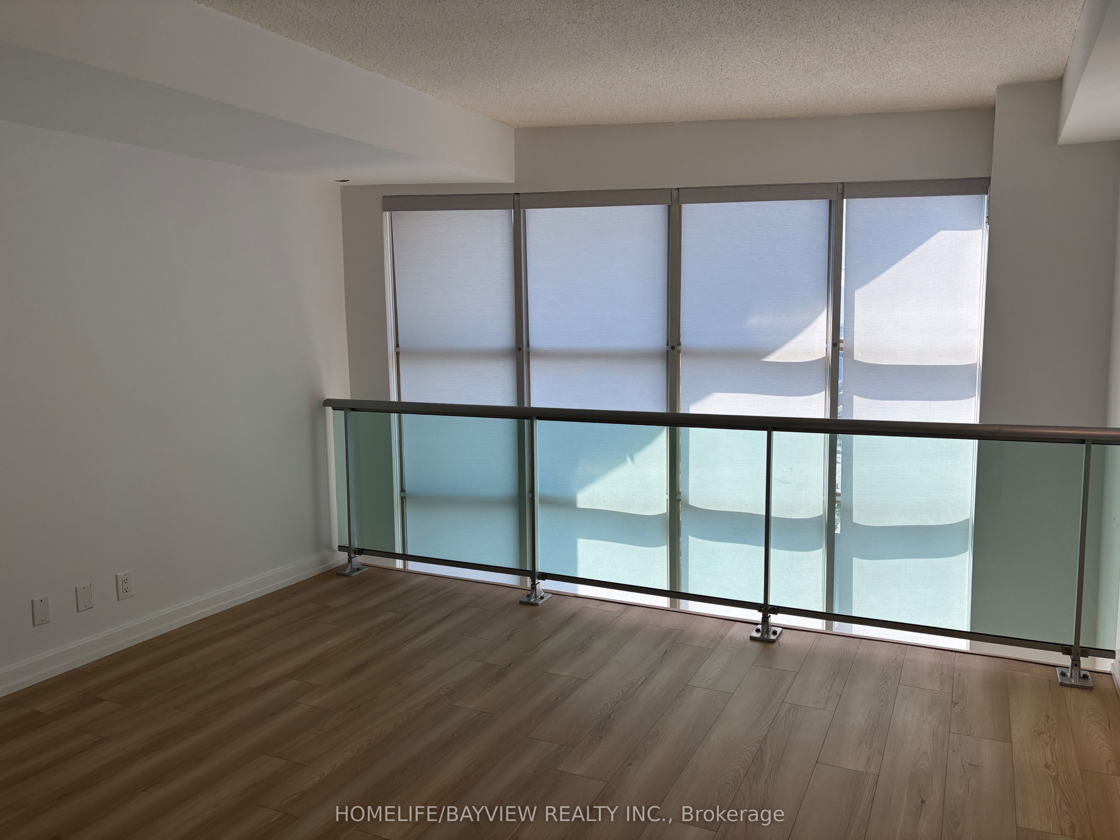 #1114 - 36 Blue Jays Way Property Photo 10