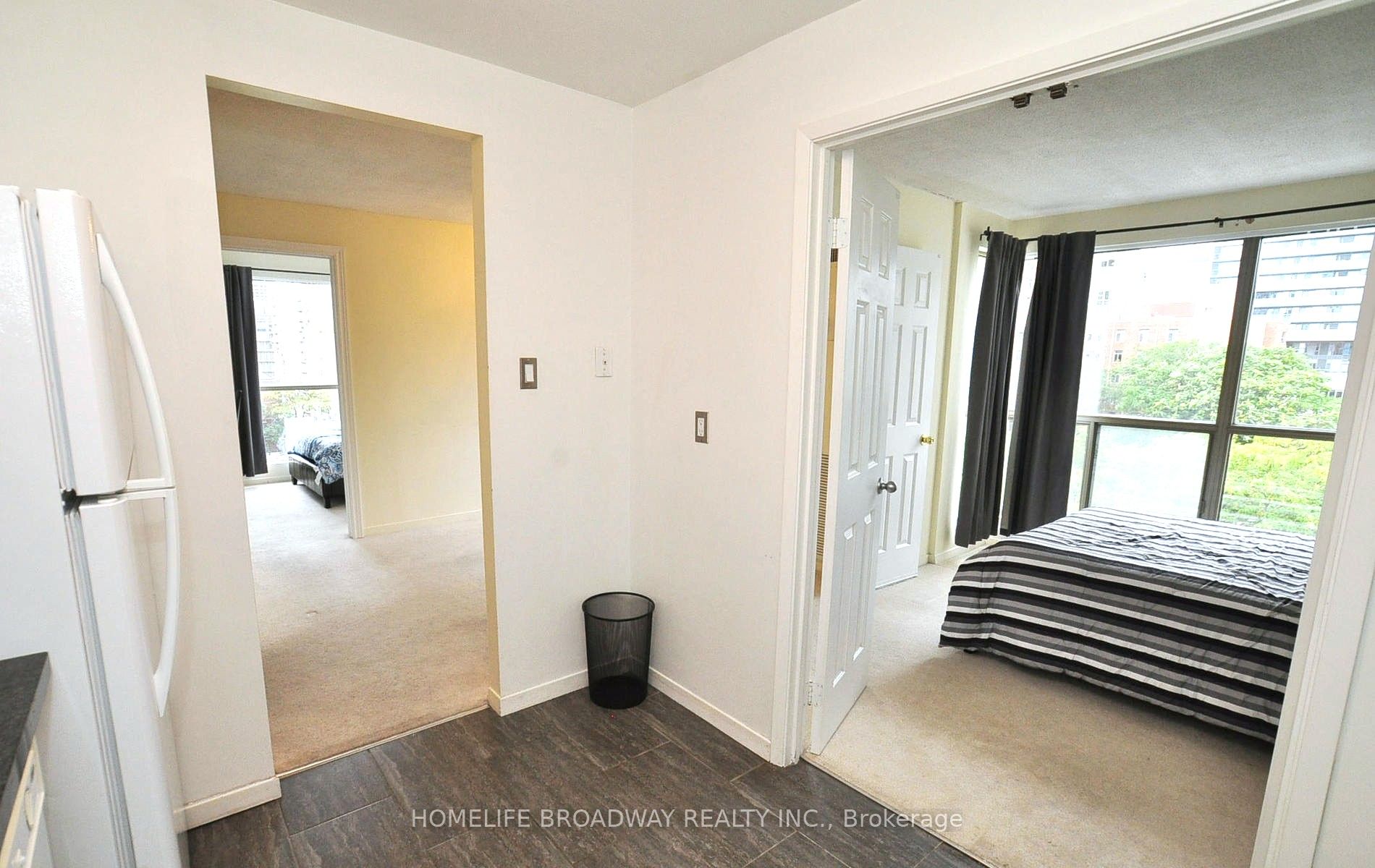 #707 - 298 Jarvis Street Property Photo 9