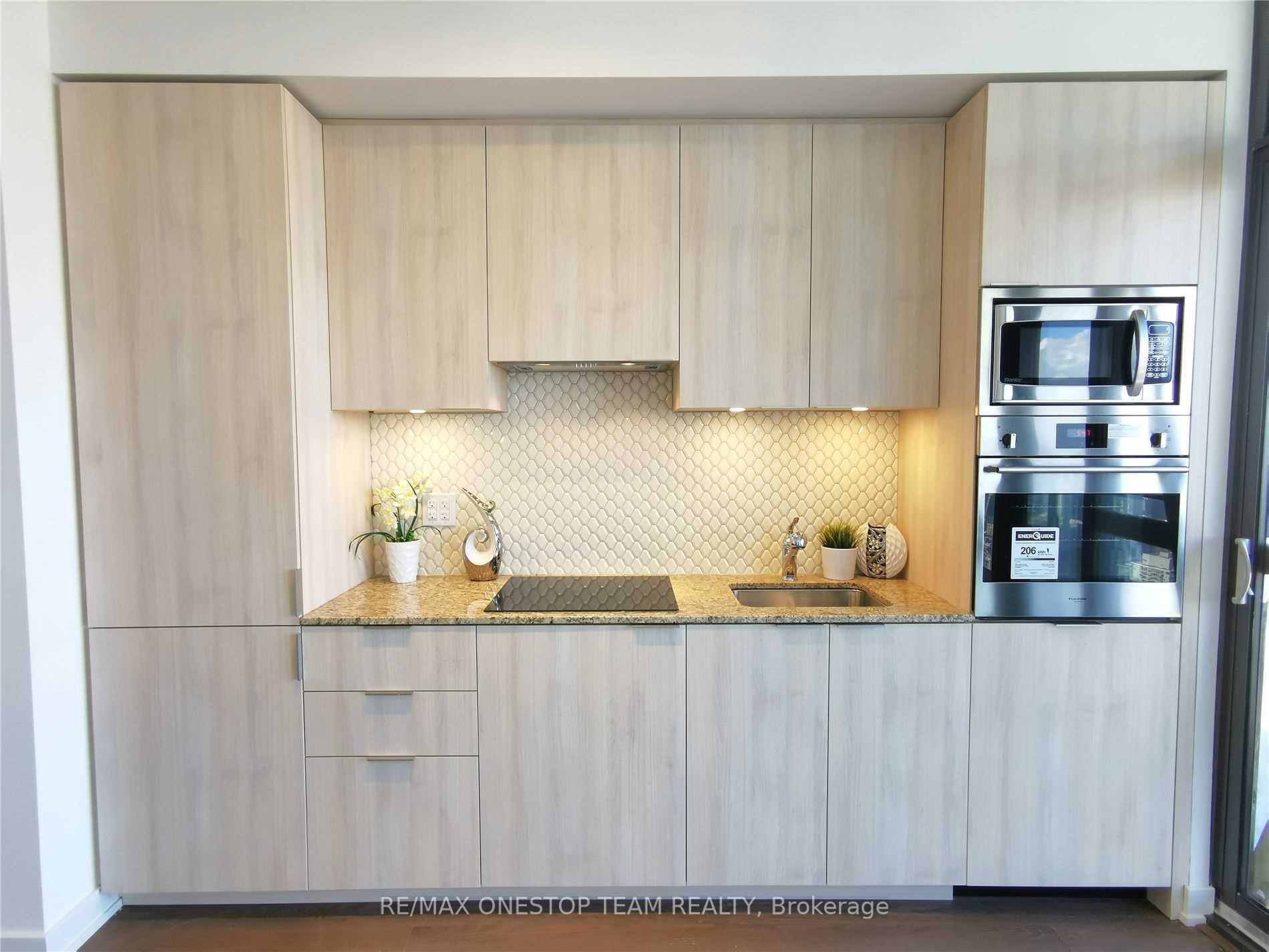 #6013 - 11 Wellesley Street Property Photo 7