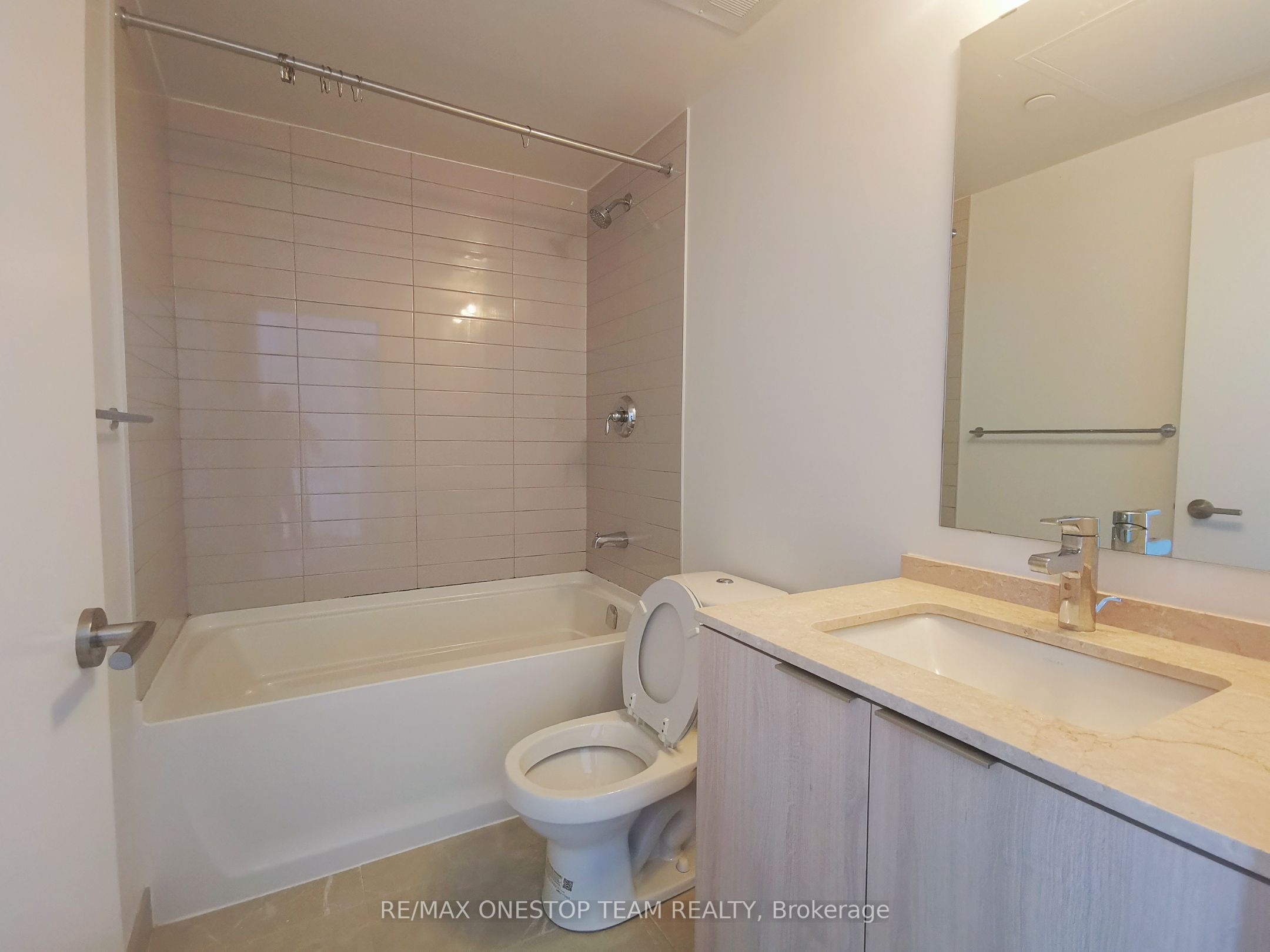 #6013 - 11 Wellesley Street Property Photo 13