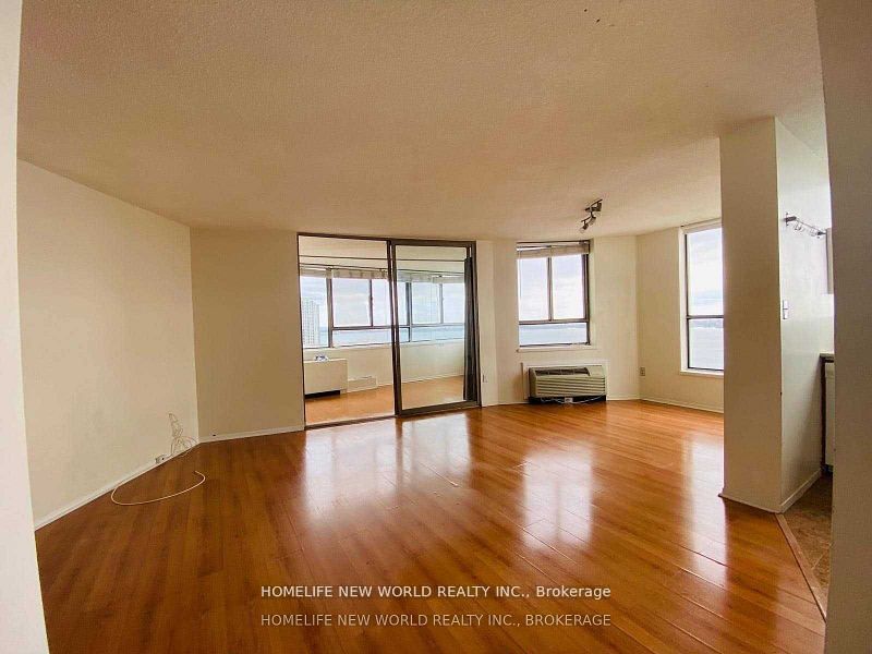 #2501 - 270 Queens Quay Property Photo 7