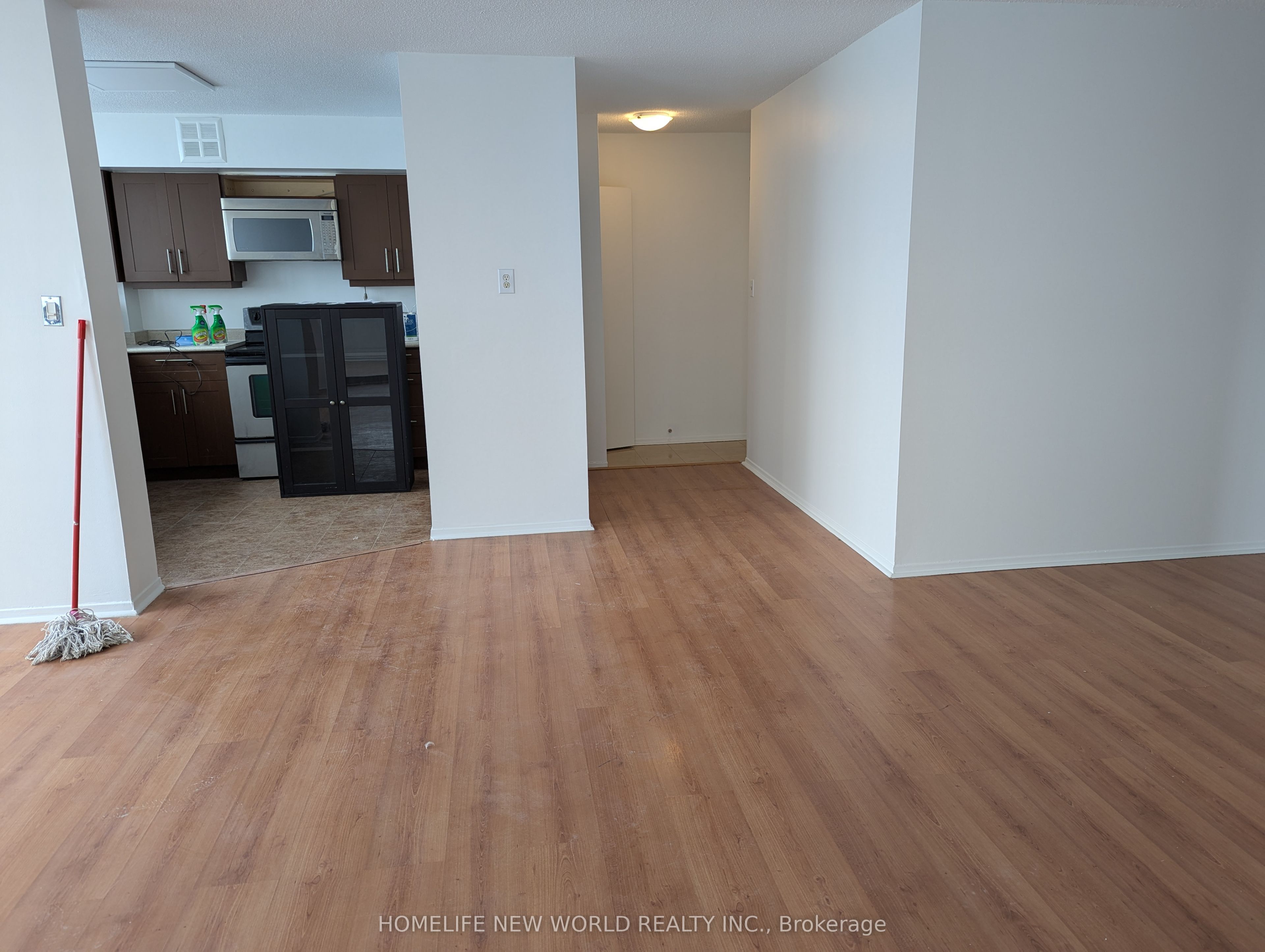 #2501 - 270 Queens Quay Property Photo 20