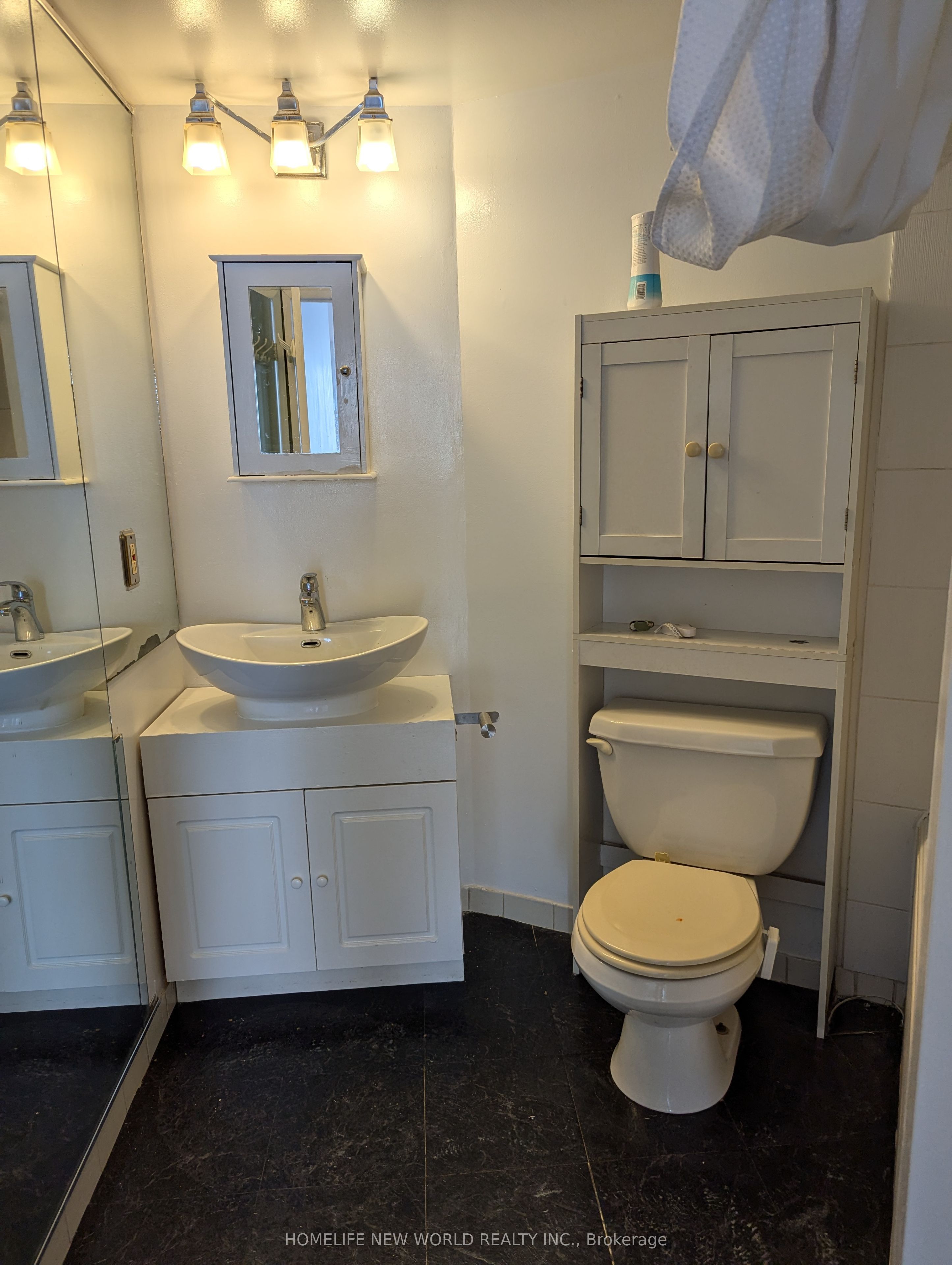#2501 - 270 Queens Quay Property Photo 21