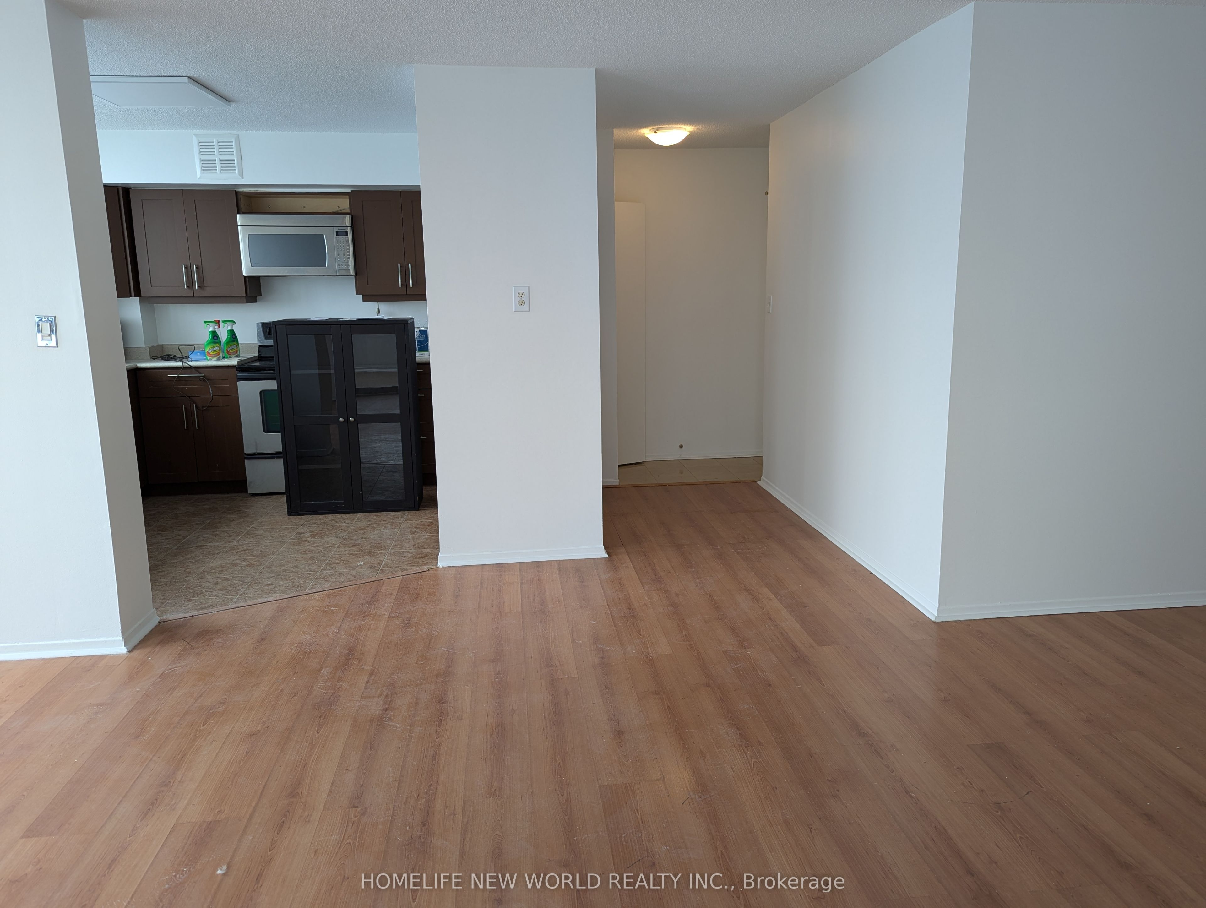 #2501 - 270 Queens Quay Property Photo 27