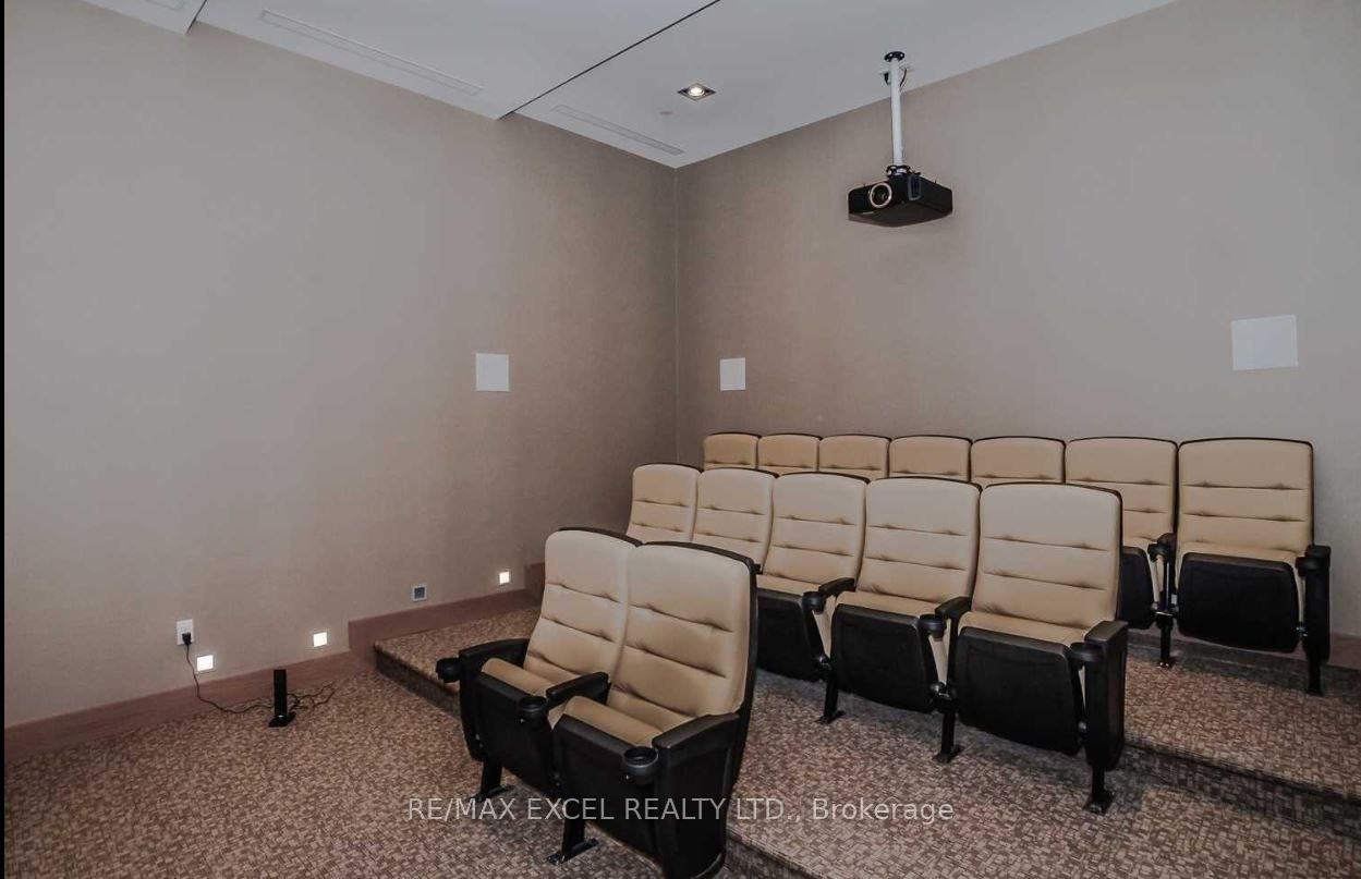 #417 - 160 Vanderhoof Avenue Property Photo 9
