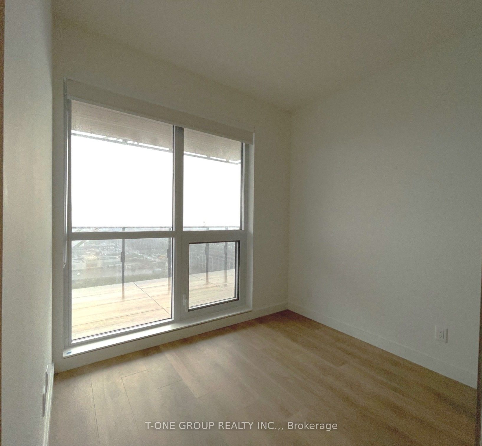 #1708 - 25 Mcmahon Drive Property Photo 14