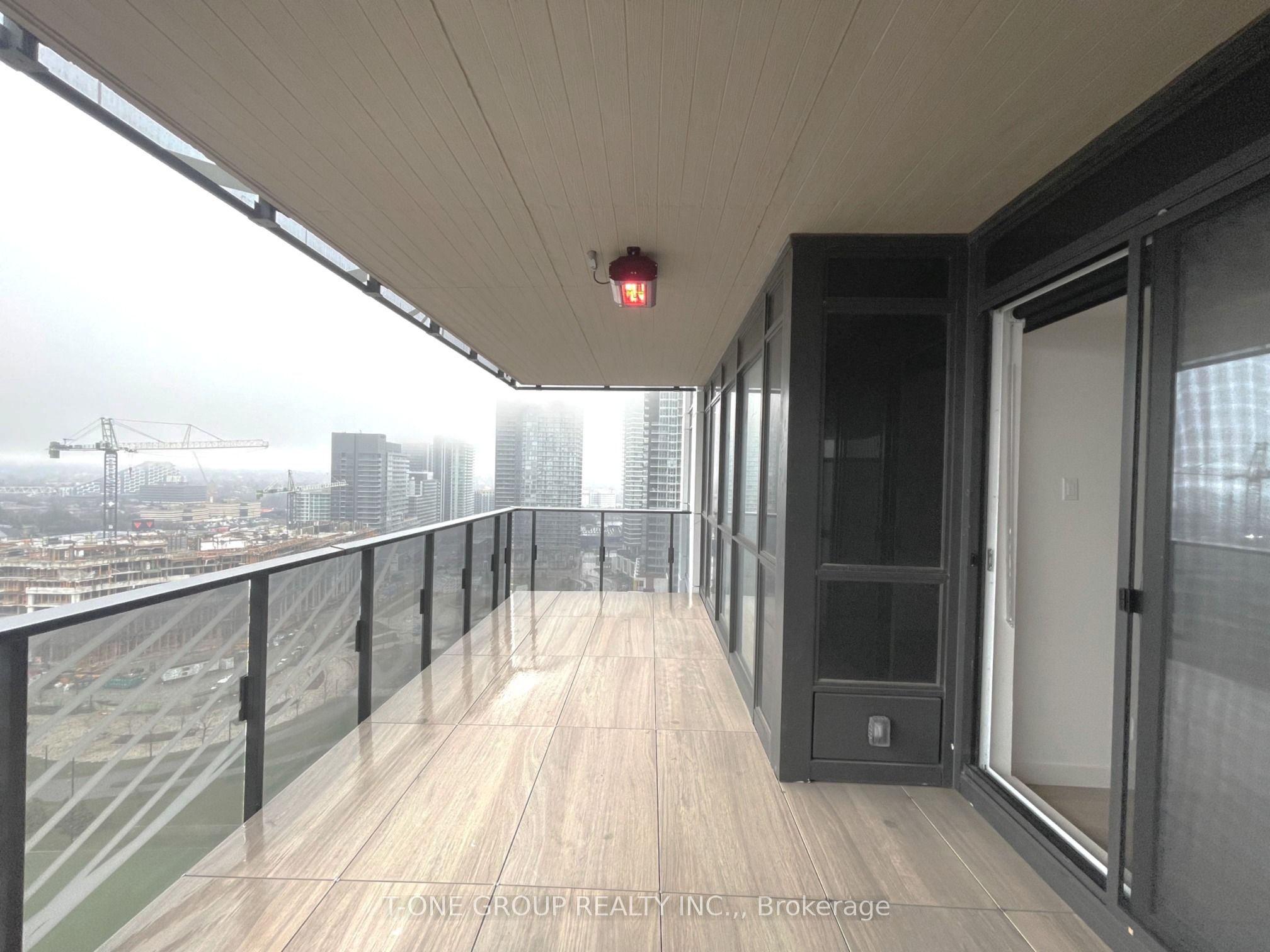 #1708 - 25 Mcmahon Drive Property Photo 17