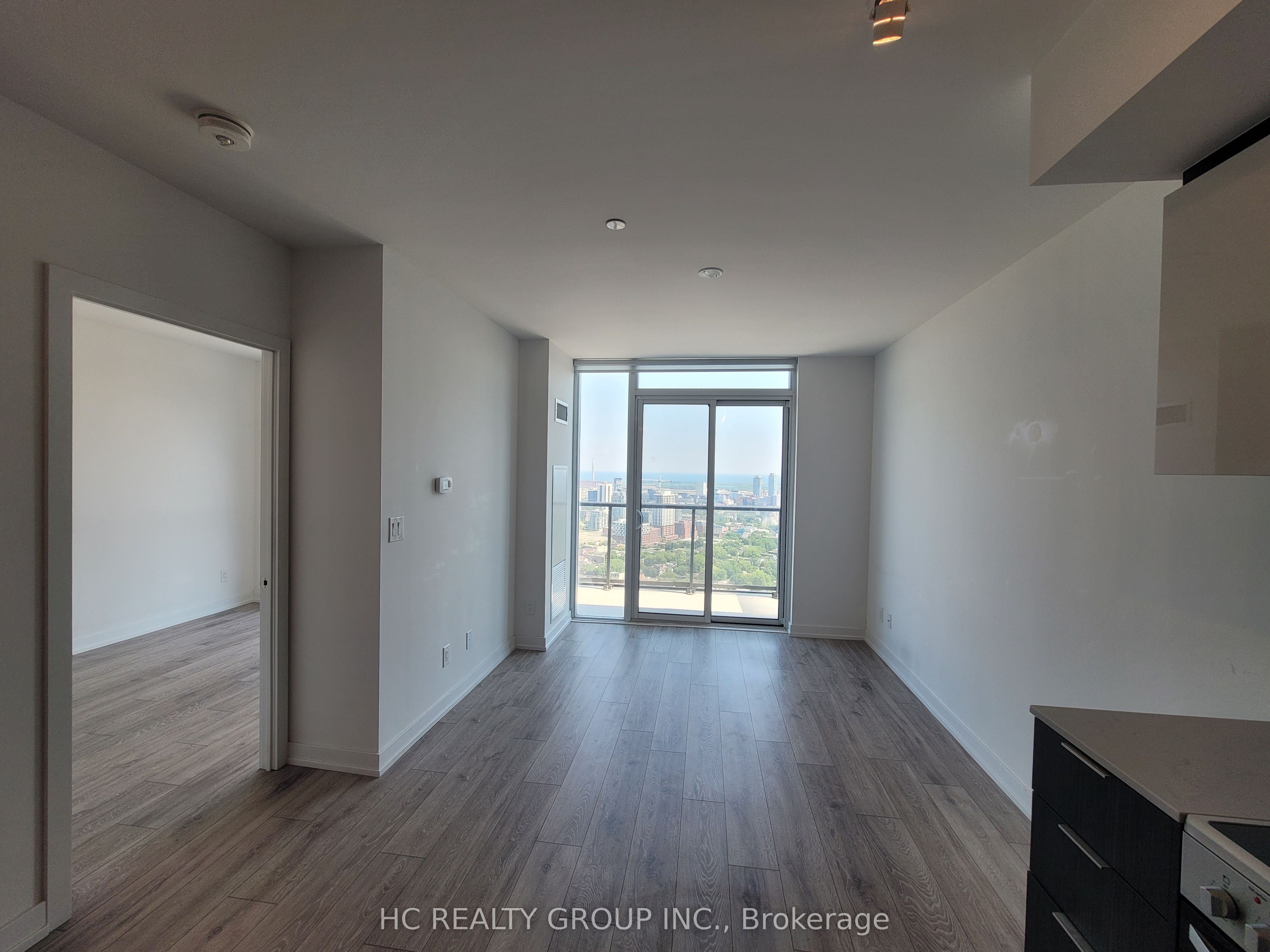 #ph 04 - 159 Wellesley Street Property Photo 9