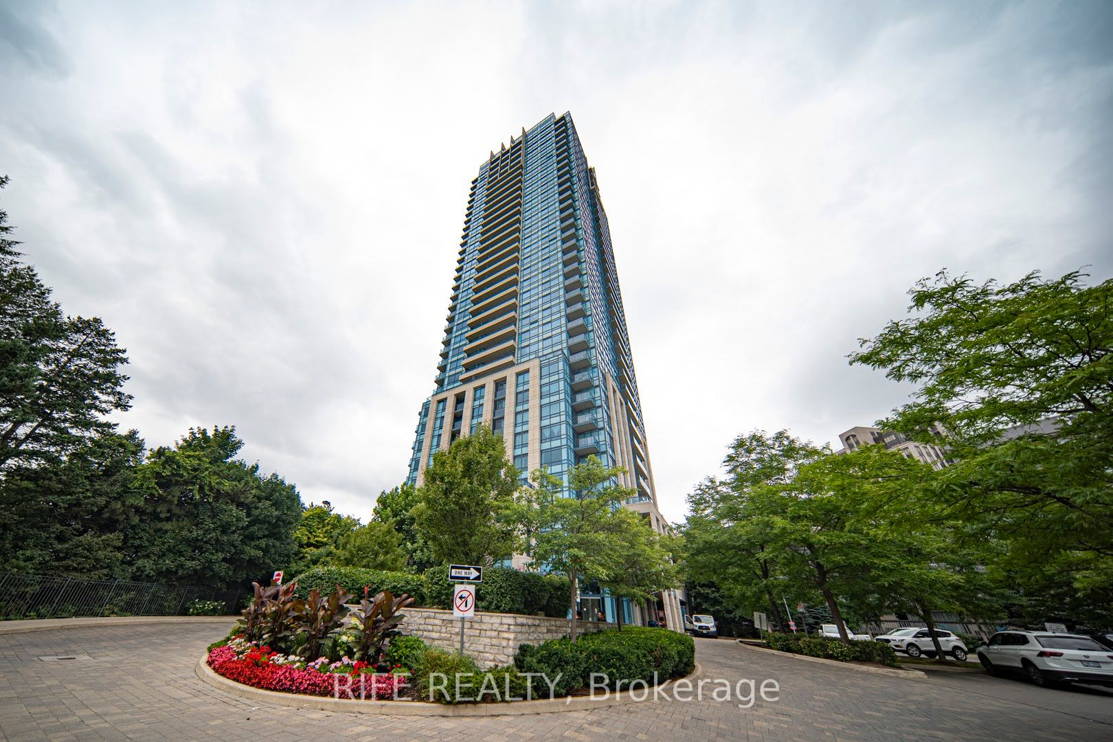 #3301 - 181 Wynford Drive Property Photo 1