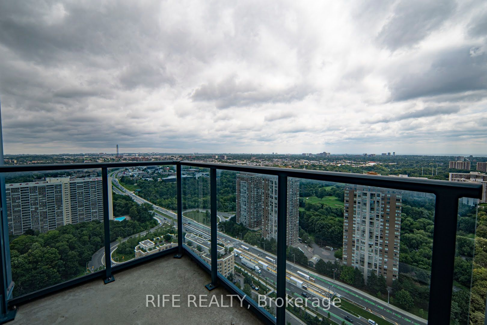 #3301 - 181 Wynford Drive Property Photo 6