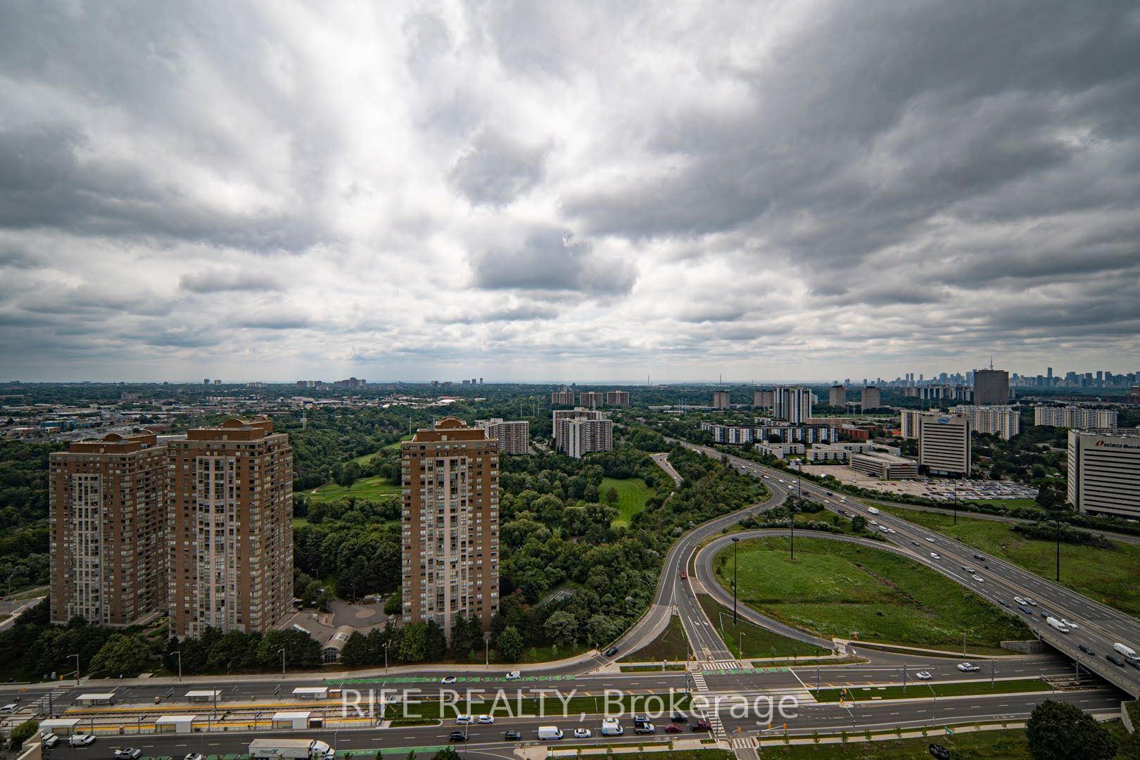 #3301 - 181 Wynford Drive Property Photo 8