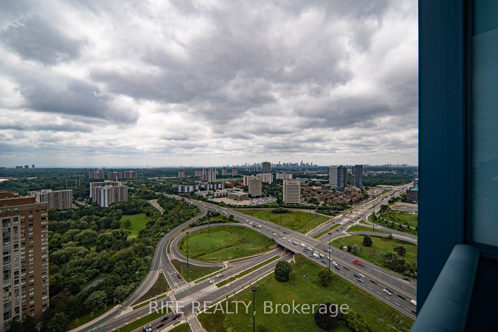#3301 - 181 Wynford Drive Property Photo 13
