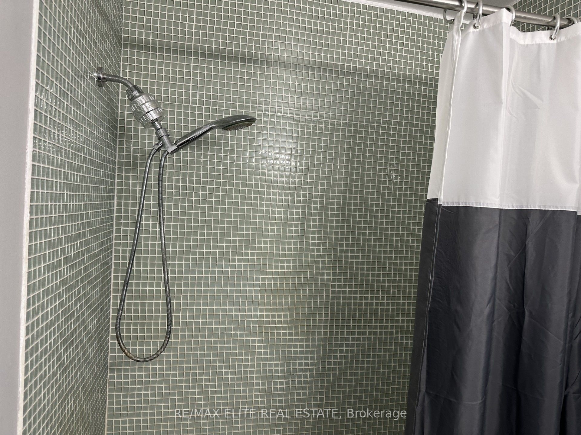 914 Yonge Street 1212 Property Photo 13