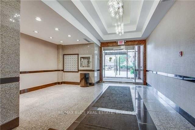 914 Yonge Street 1212 Property Photo 15