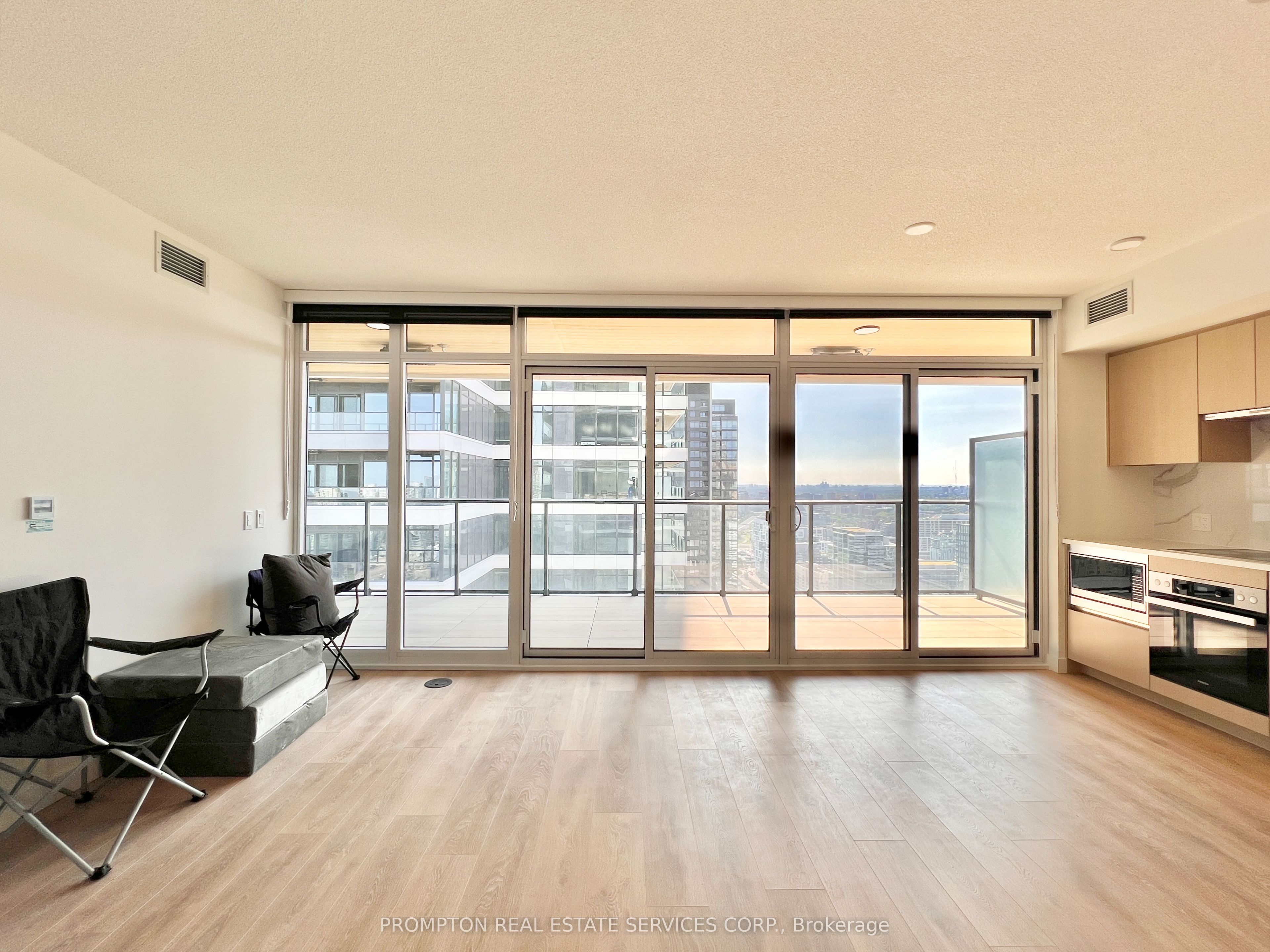 #4110 - 1 Concord Cityplace Way Property Photo 1