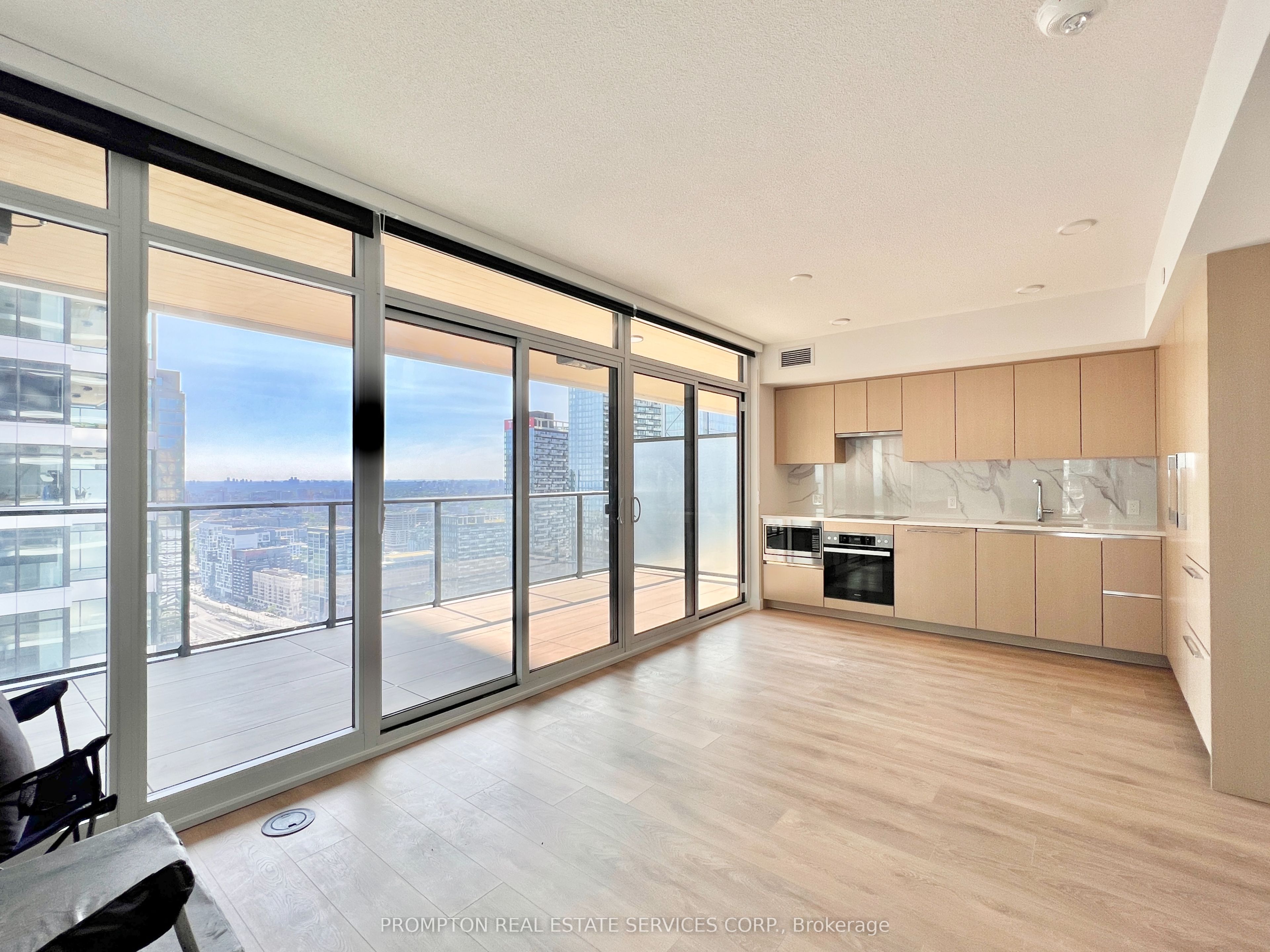 #4110 - 1 Concord Cityplace Way Property Photo 2