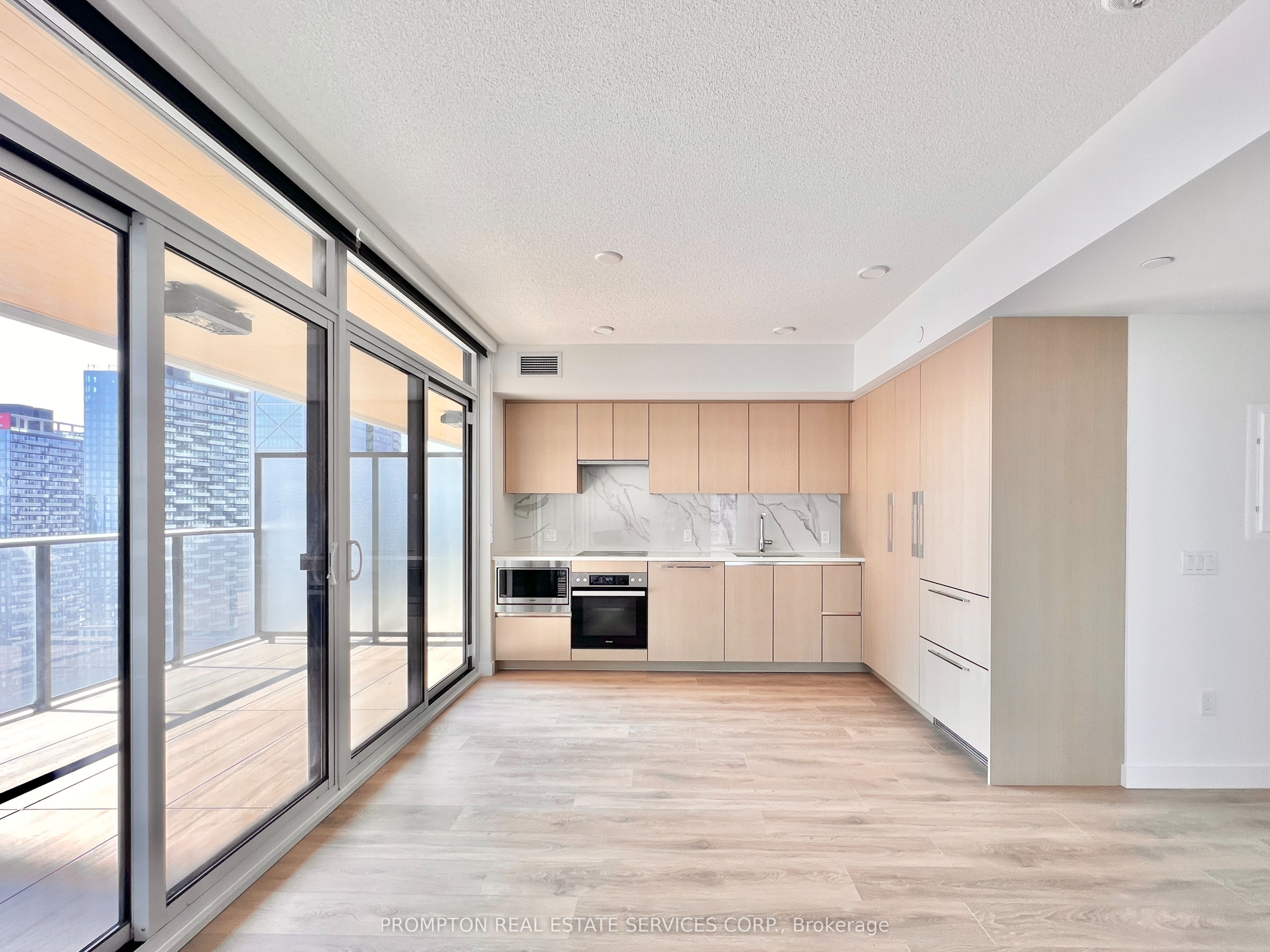 #4110 - 1 Concord Cityplace Way Property Photo 12