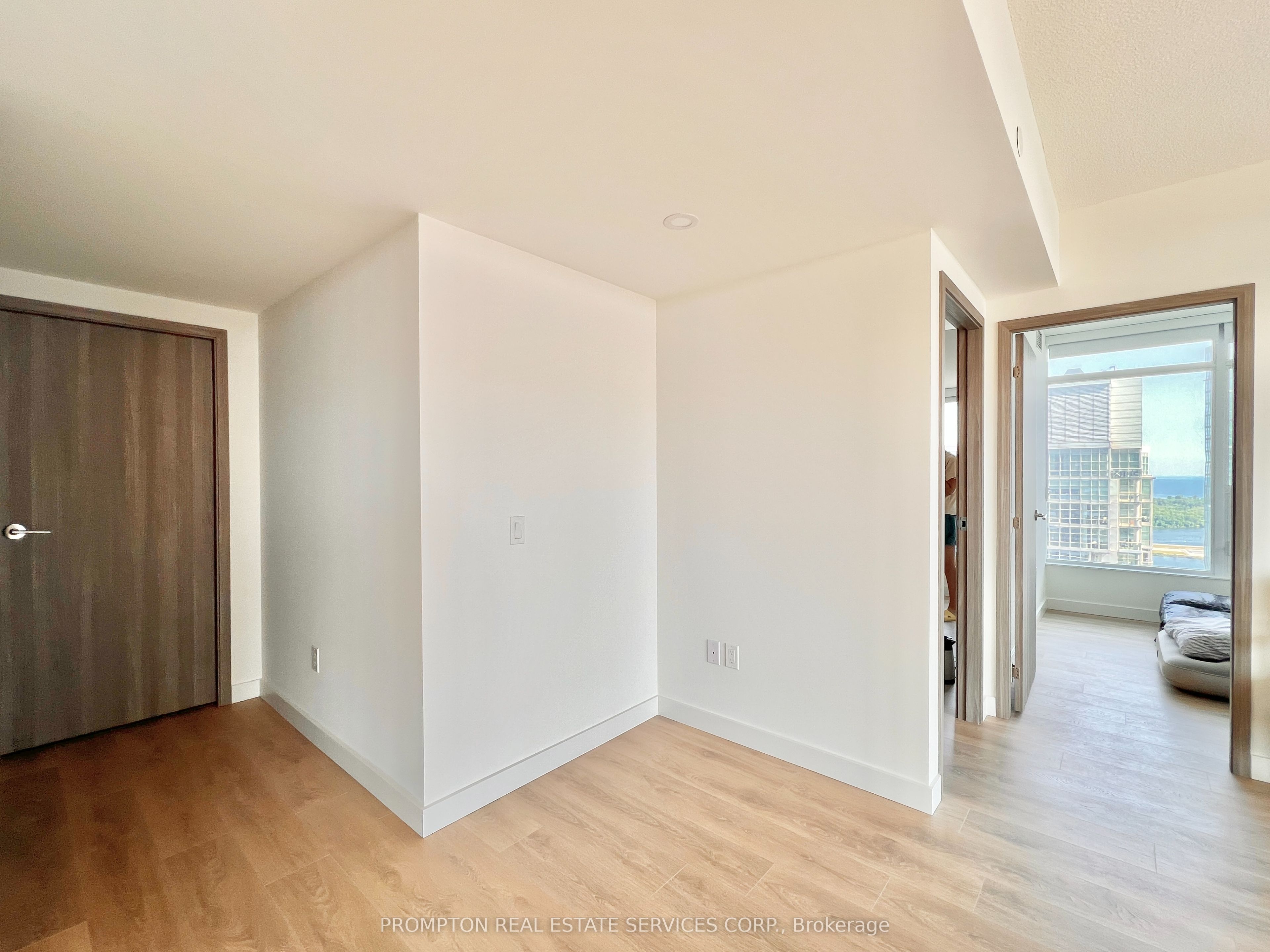 #4110 - 1 Concord Cityplace Way Property Photo 18
