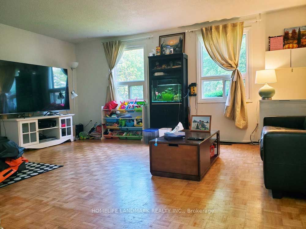 45 Hollyberry Trail Property Photo 6