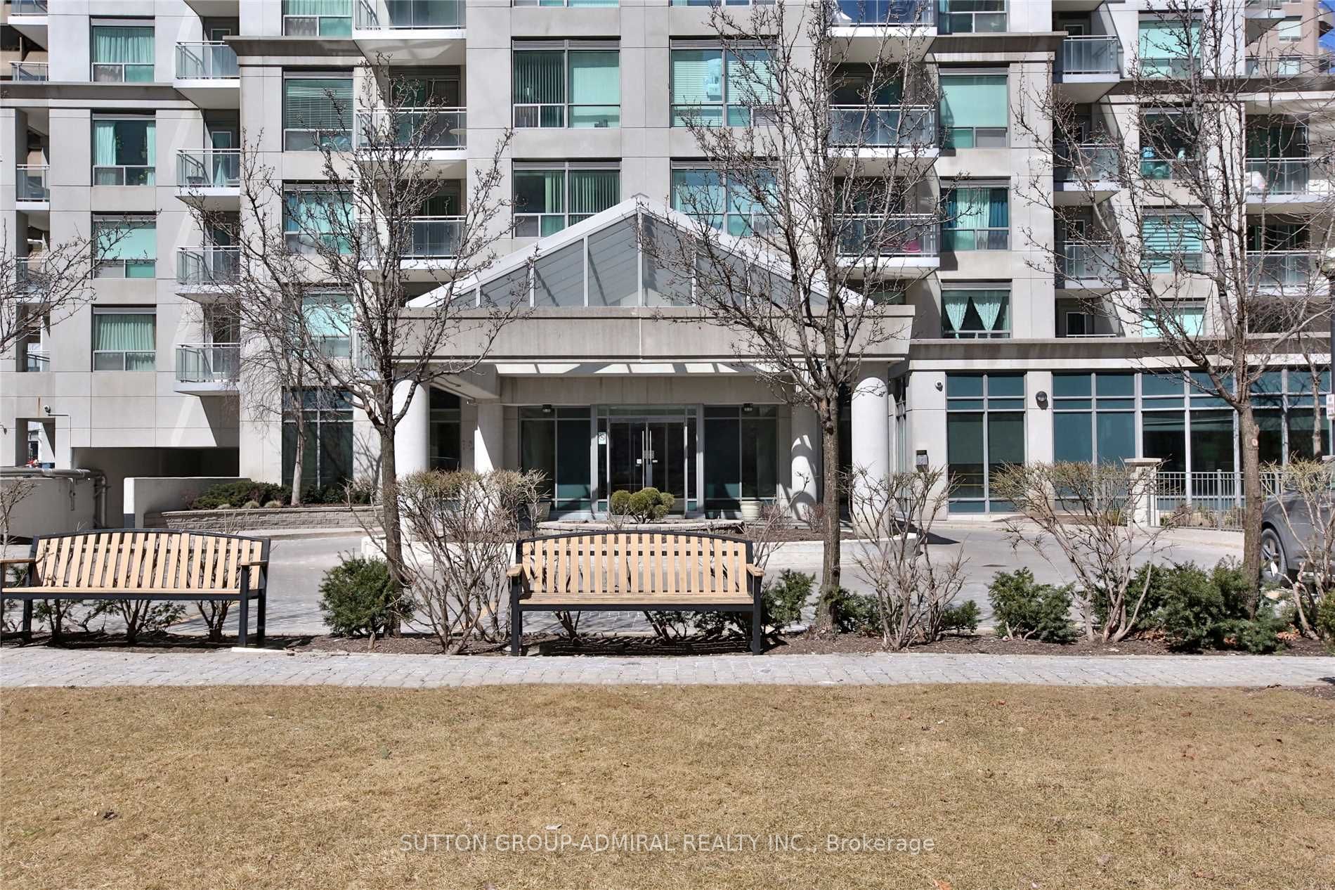 #1206 - 21 Hillcrest Avenue Property Photo 2