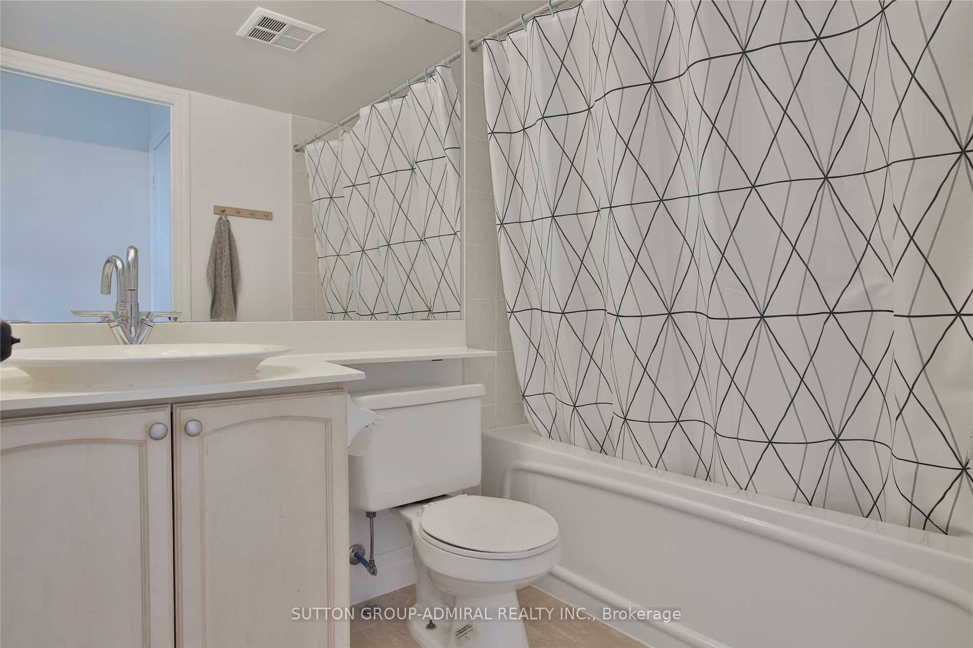 #1206 - 21 Hillcrest Avenue Property Photo 12