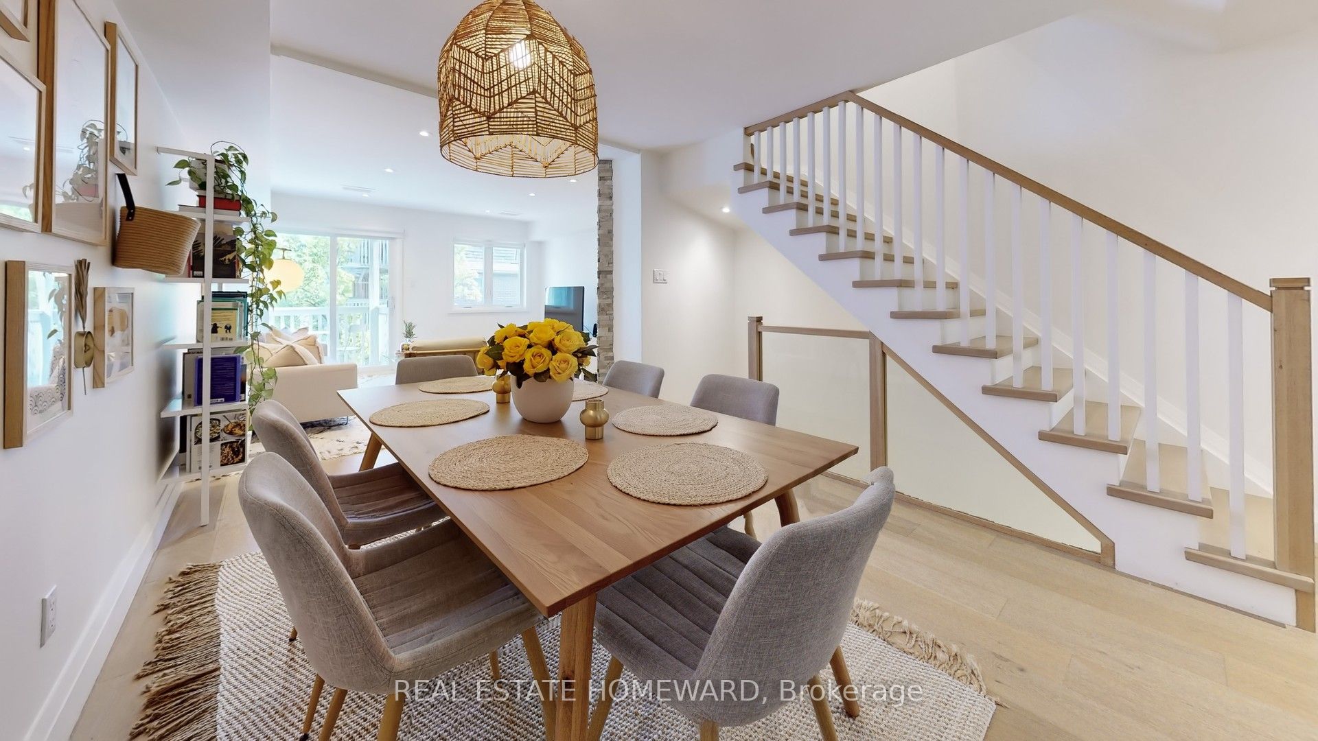 #b - 895 Adelaide Street Property Photo 10