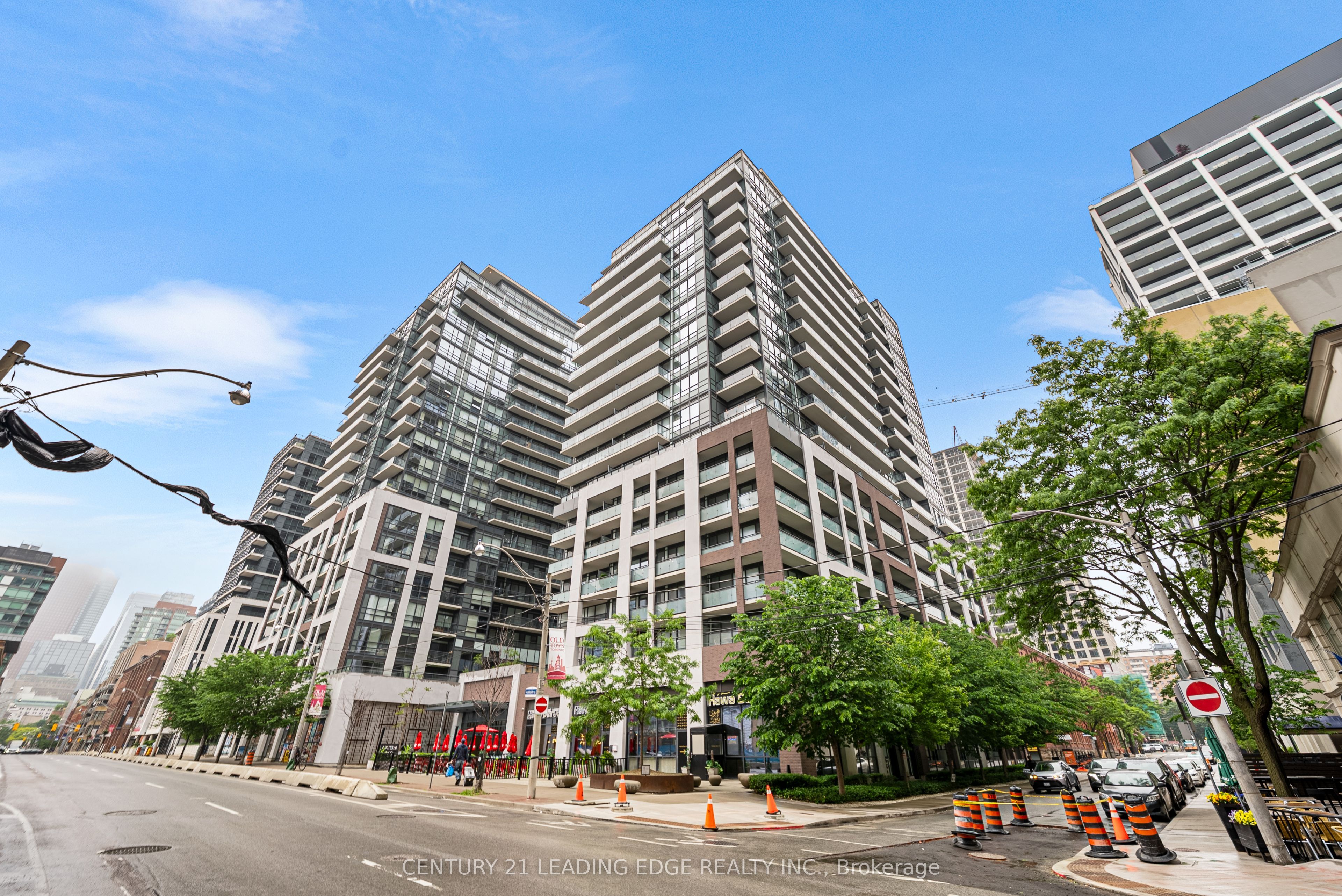 #ph203 - 460 Adelaide Street Property Photo 1