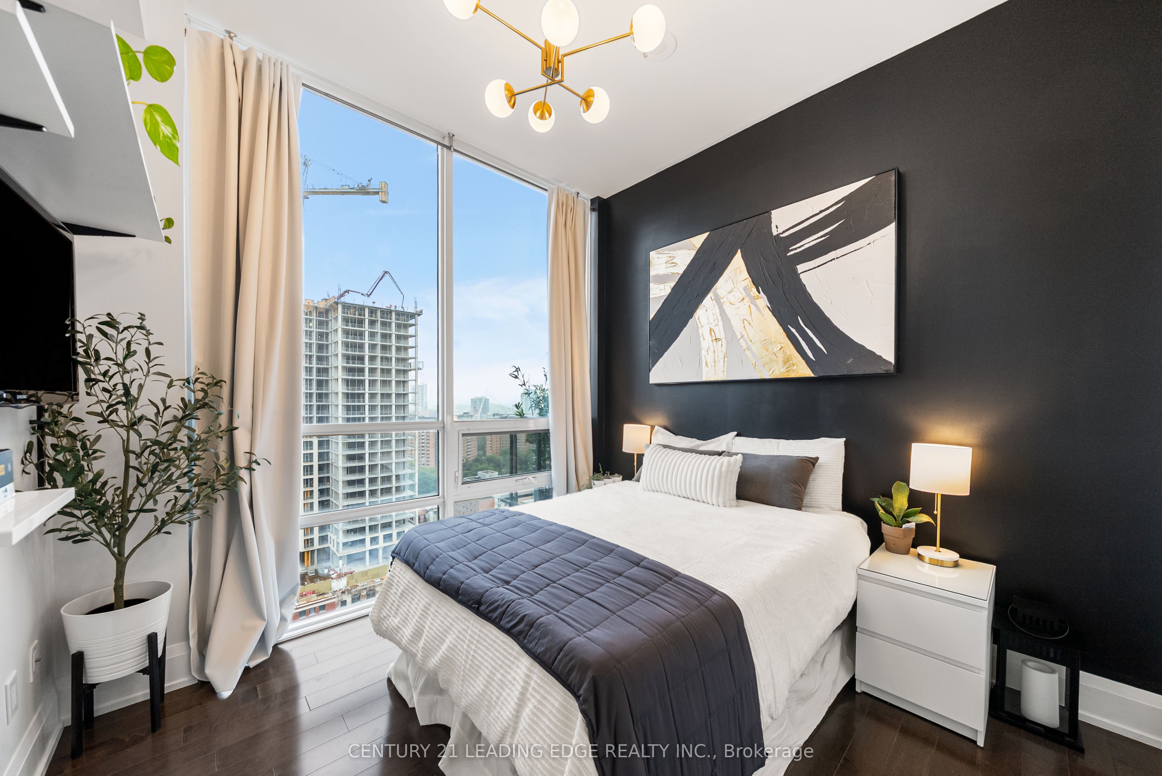 #ph203 - 460 Adelaide Street Property Photo 25