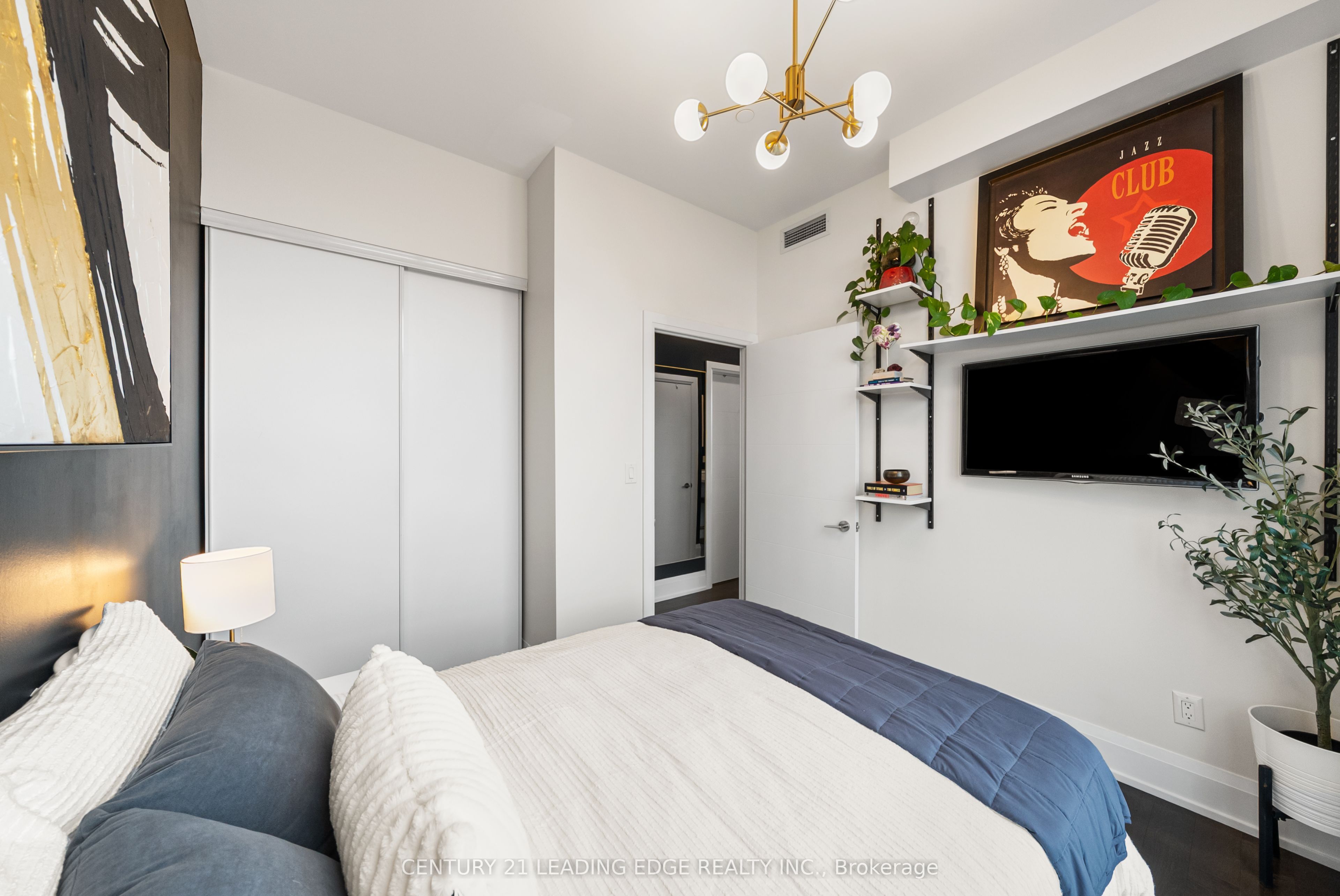 #ph203 - 460 Adelaide Street Property Photo 26