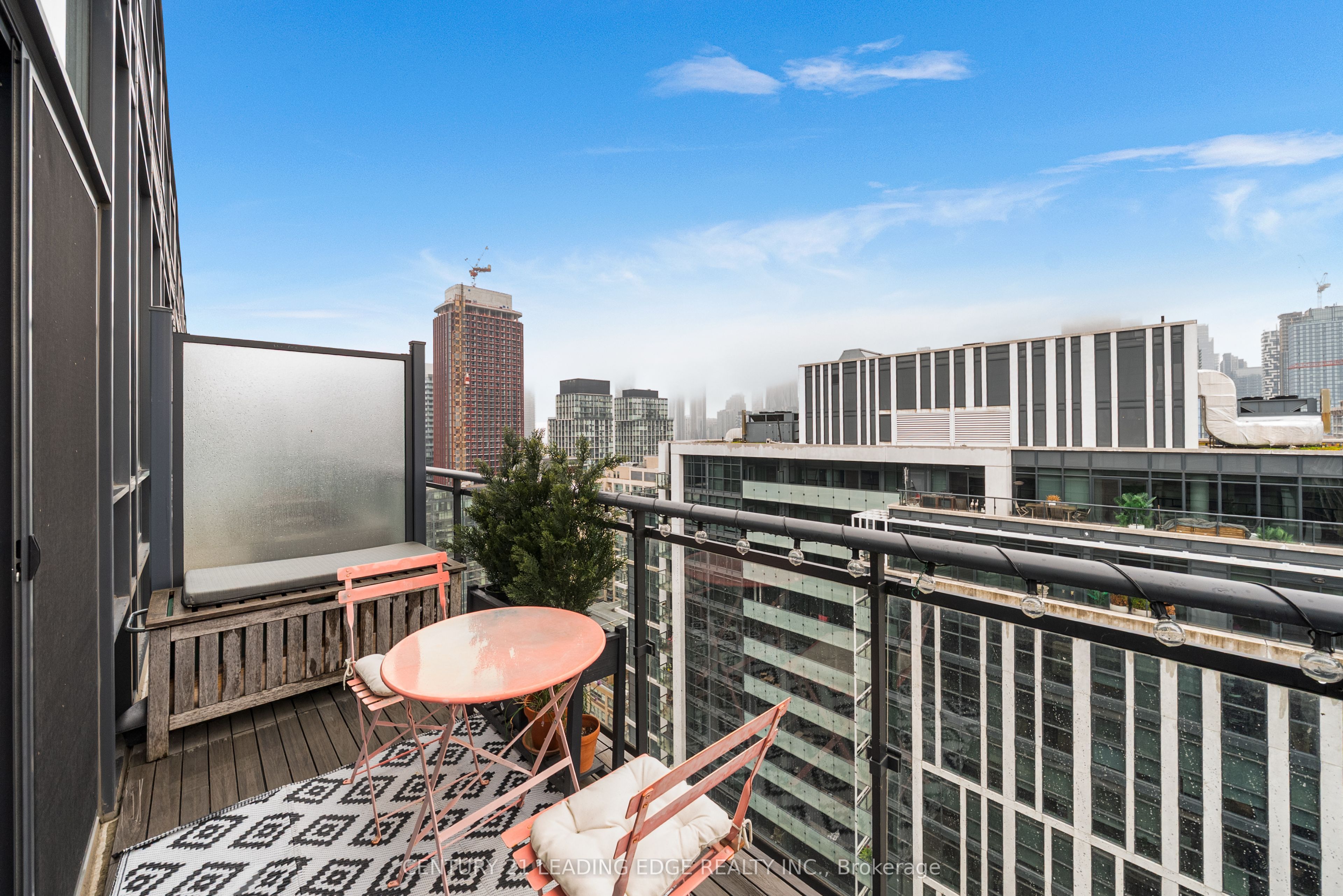 #ph203 - 460 Adelaide Street Property Photo 33
