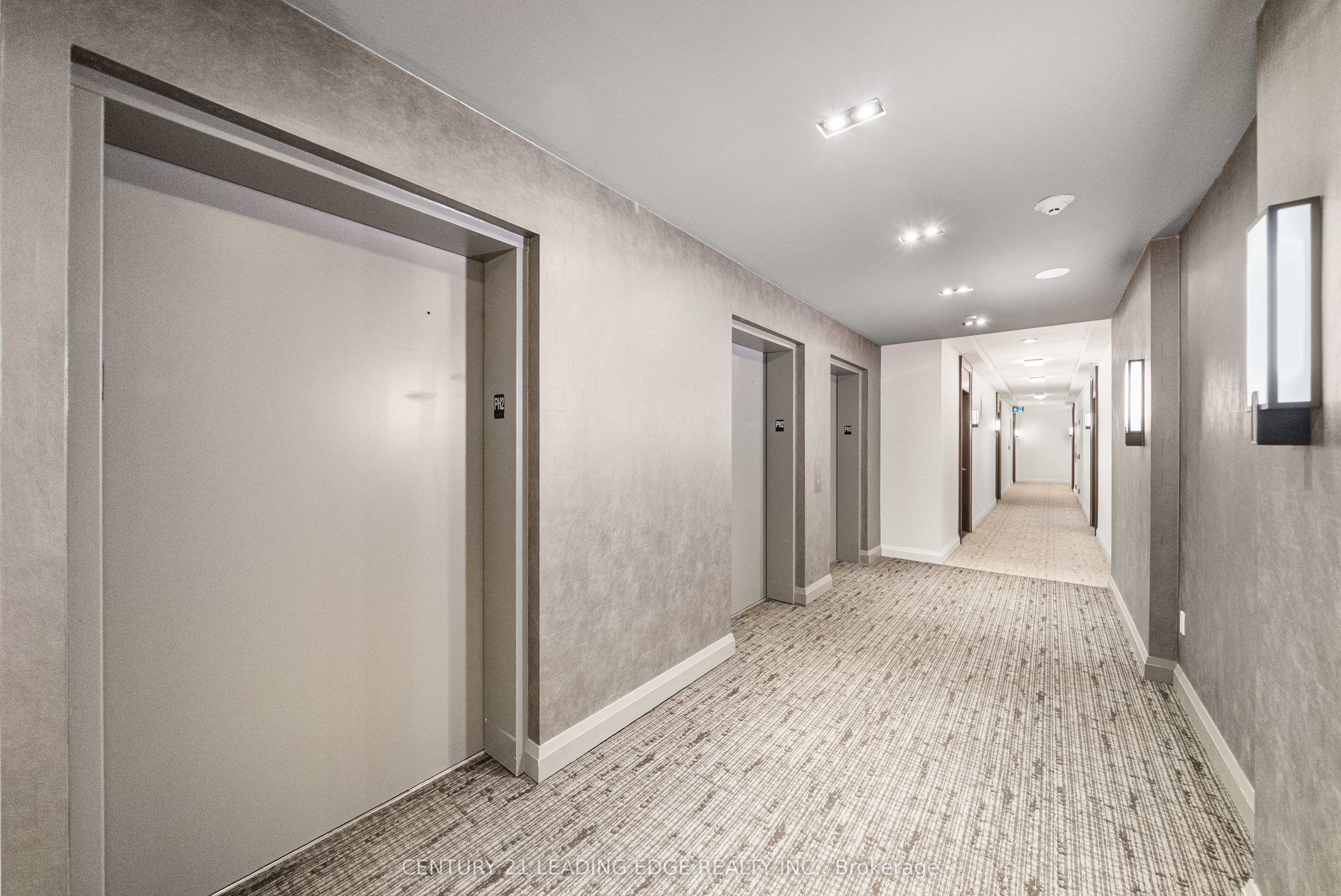 #ph203 - 460 Adelaide Street Property Photo 39