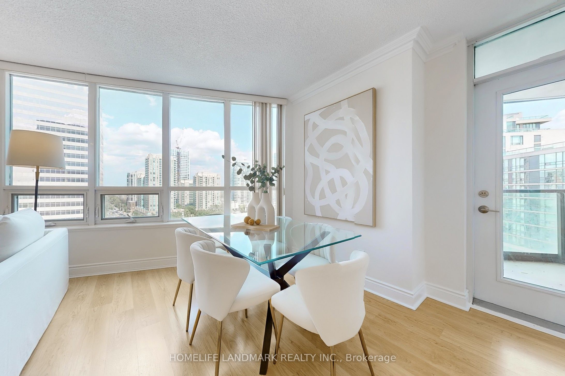 #1405 - 15 Greenview Avenue Property Photo 3