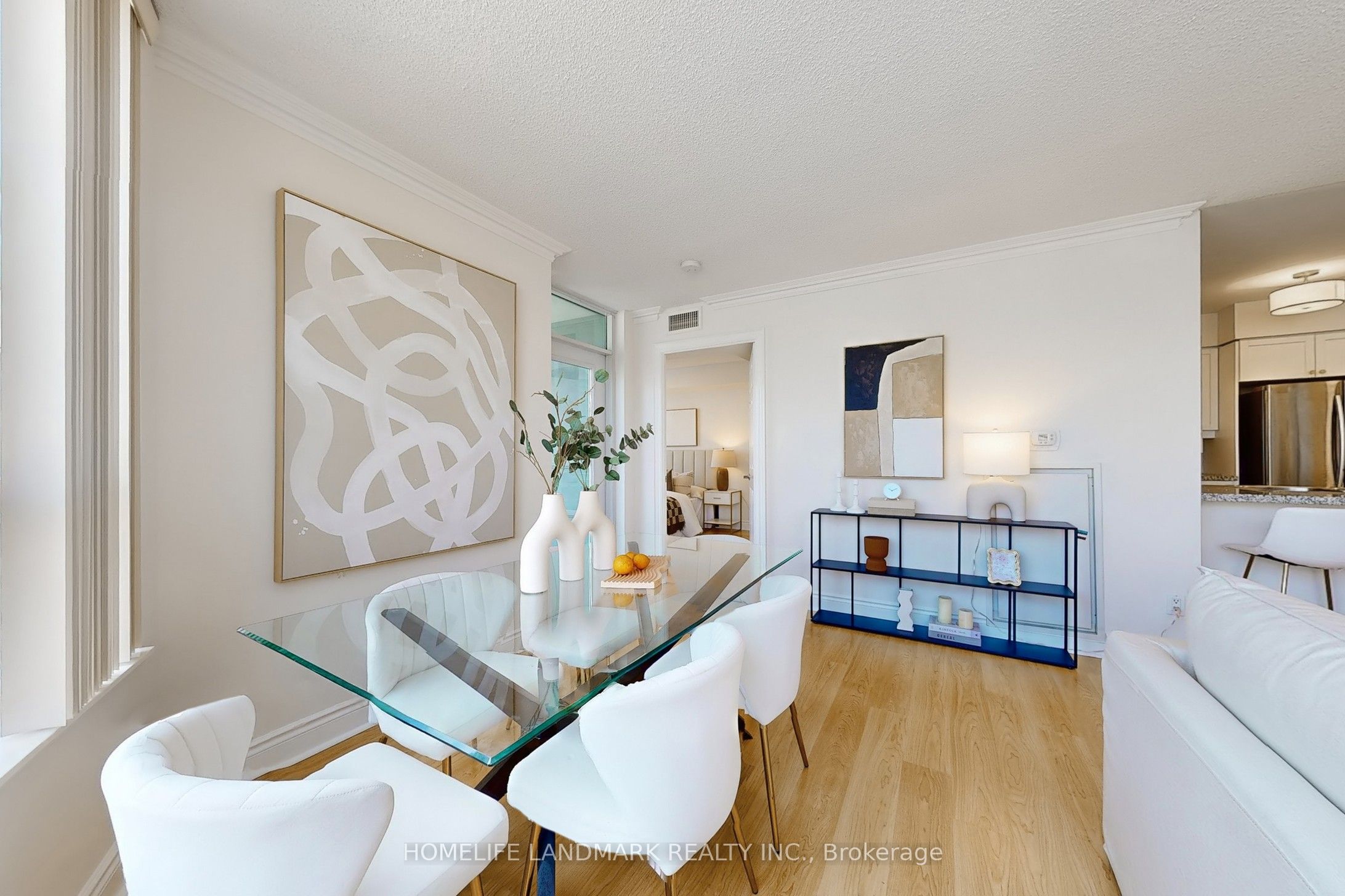 #1405 - 15 Greenview Avenue Property Photo 4