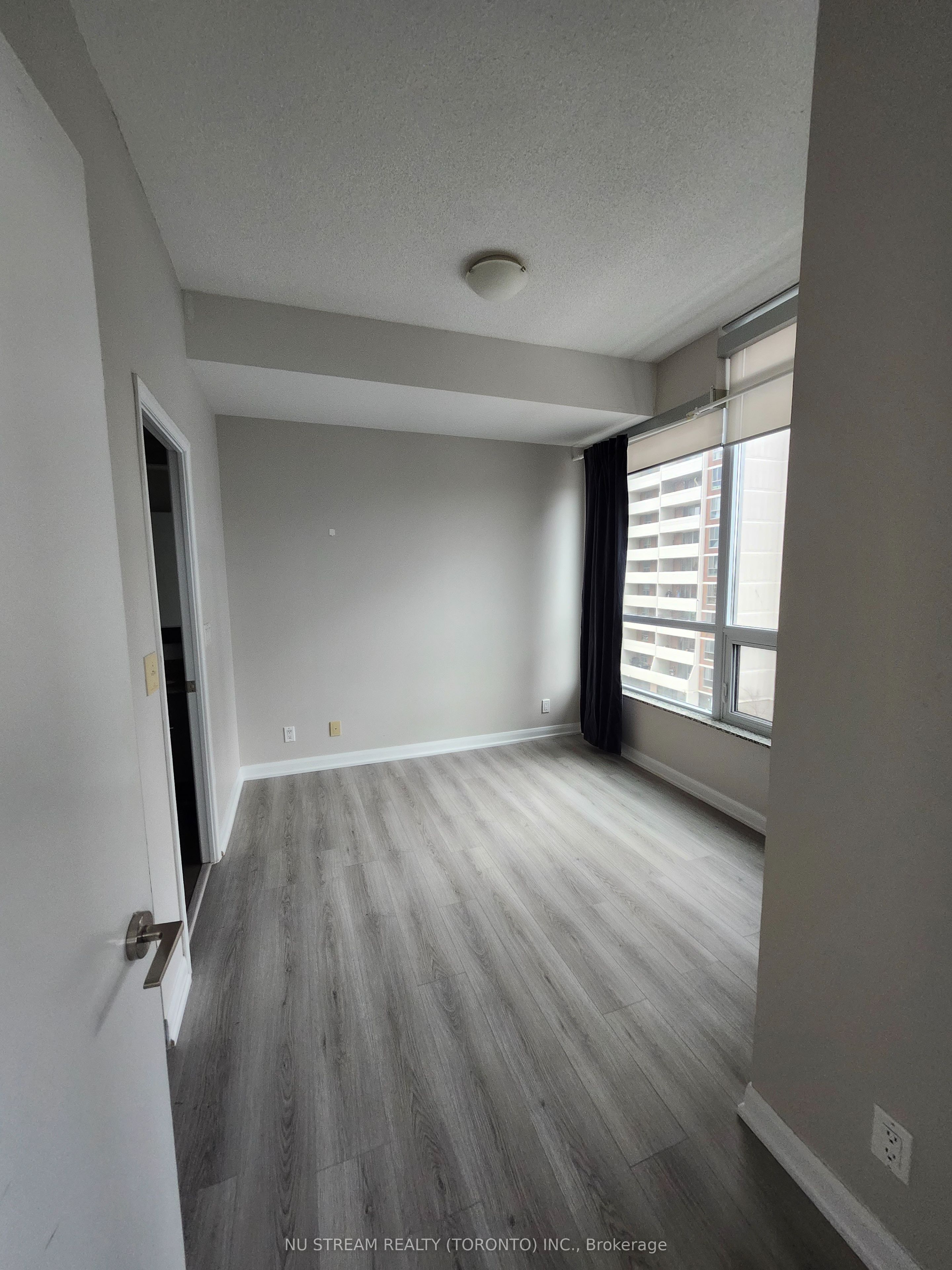#504 - 500 Sherbourne Street Property Photo 6